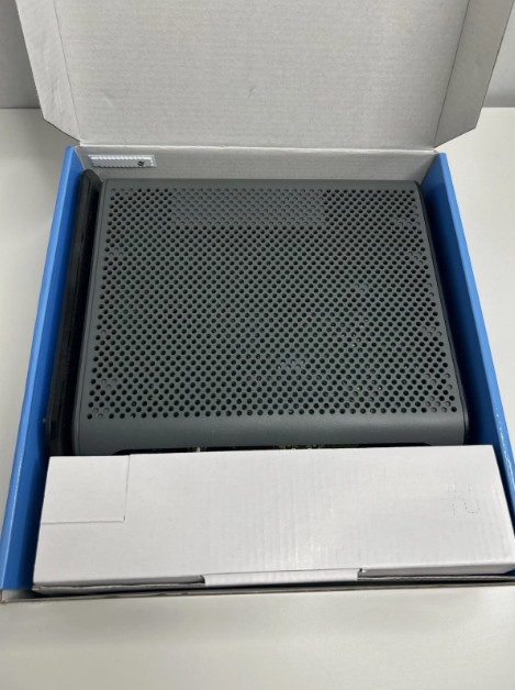 MOTOROLA MG7540 16×4 Cable Modem Plus AC1600 Dual Band Wi-Fi Router Open Box