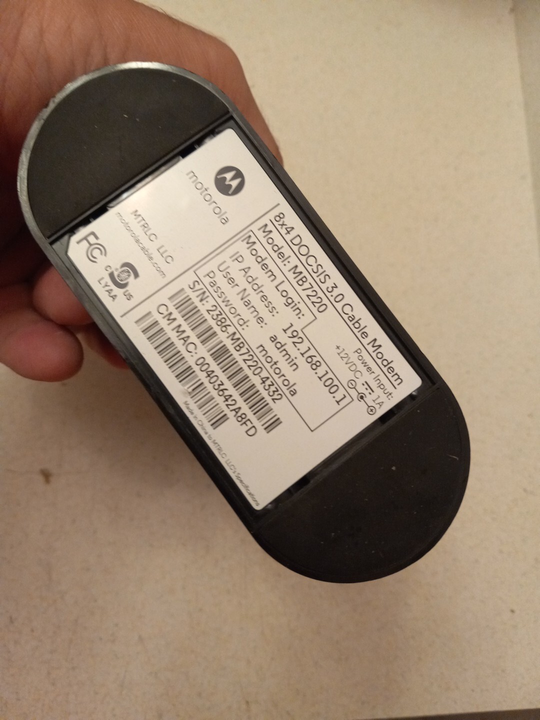 Motorola MB7220 Black 343 Mbps DOCSIS 3.0 8×4 Channel Bonding Cable Modem ONLY