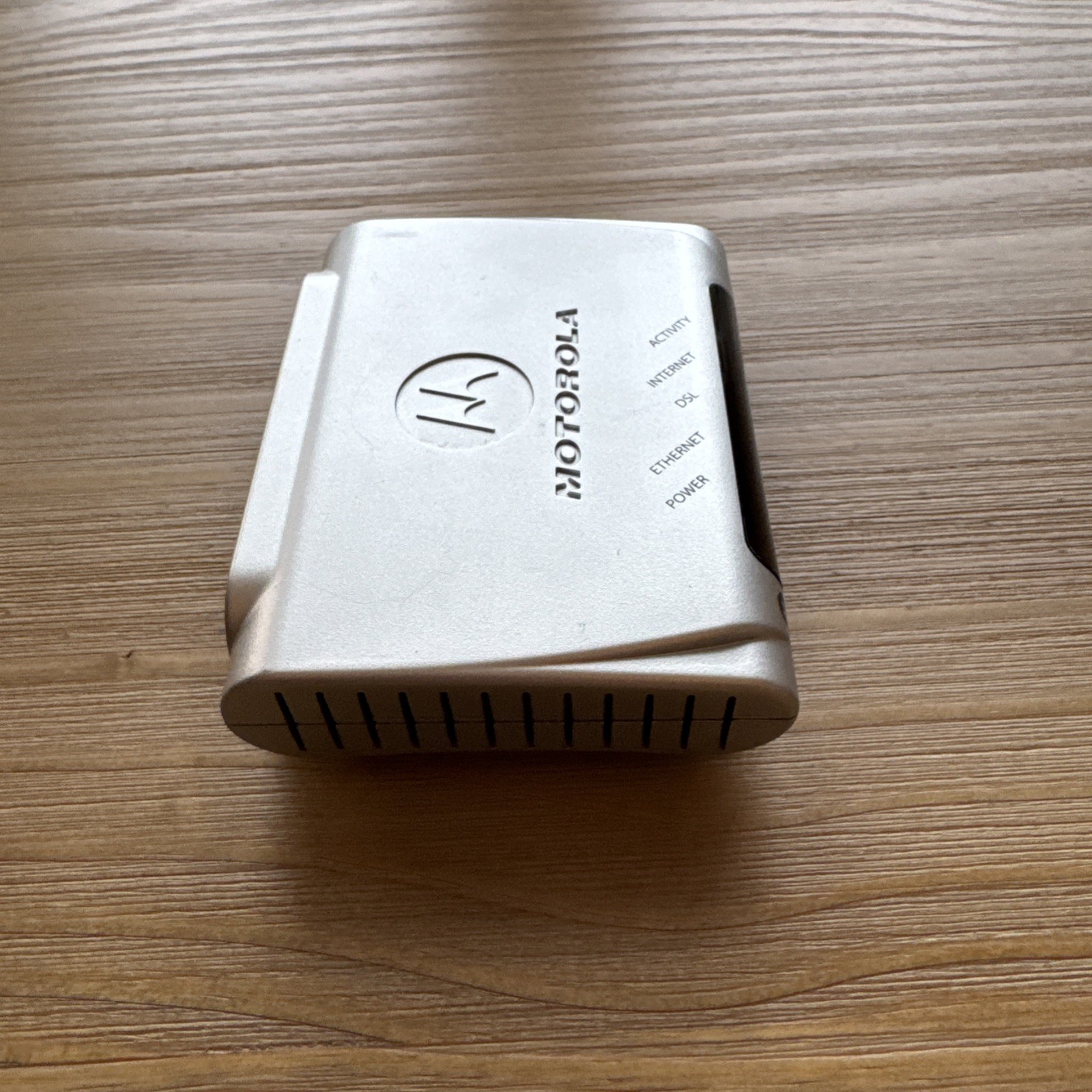 TESTED Motorola 2210-02-1006 High Speed Internet DSL Modem, Power Supply Adapter