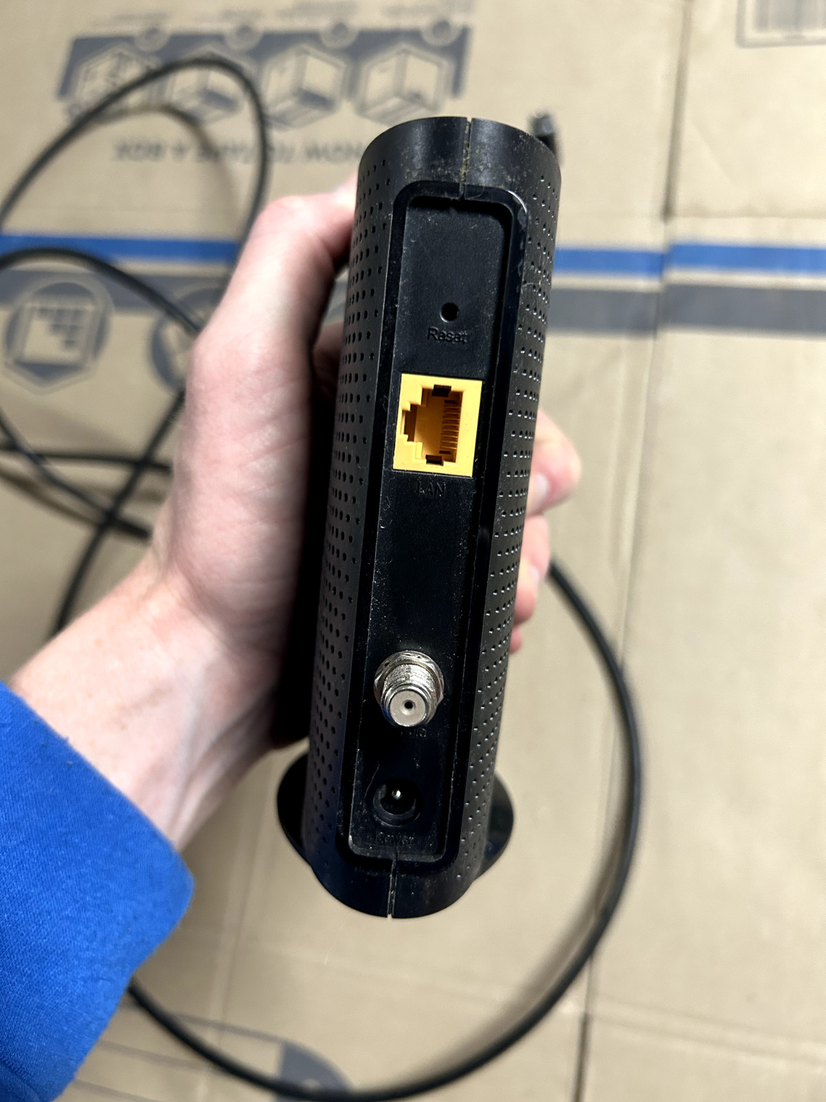 TP-LINK TC-7610 DOCSIS 3.0 Cable Modem Model: TC-7610