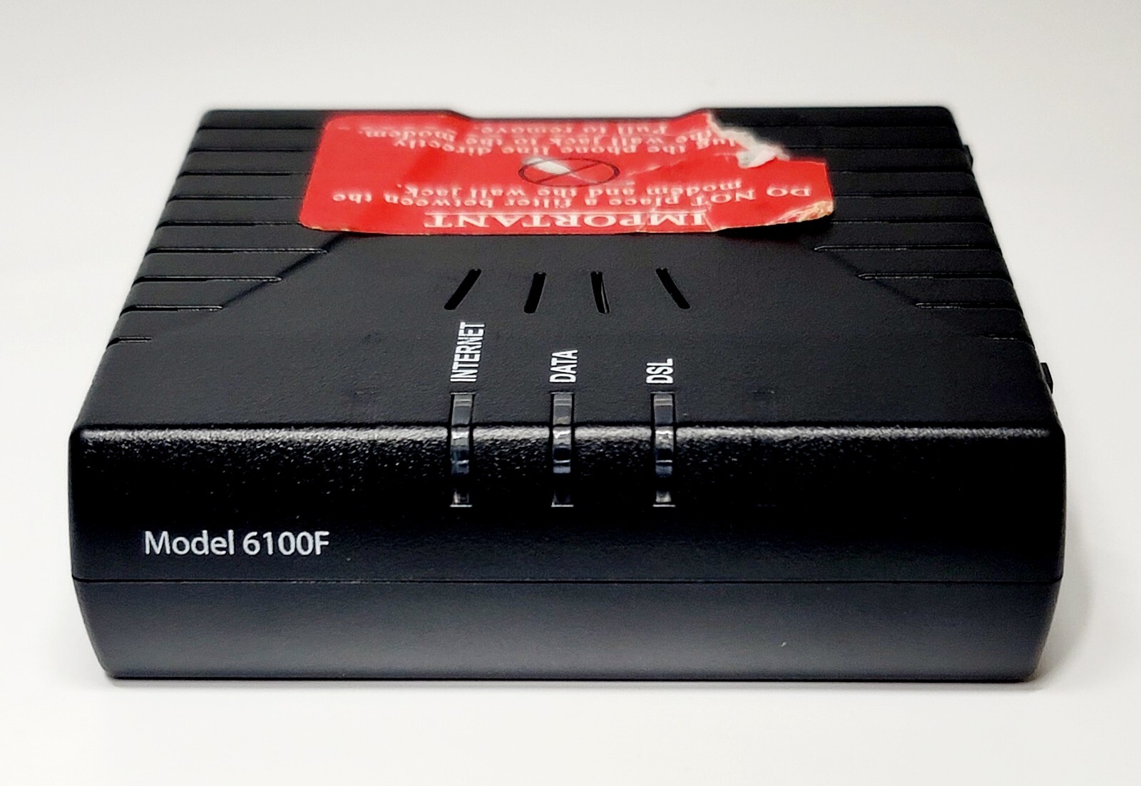 Westell 12VDC 6100F ADSL2 + Modem F90-610015-06 Rev F Wind River Internet Data