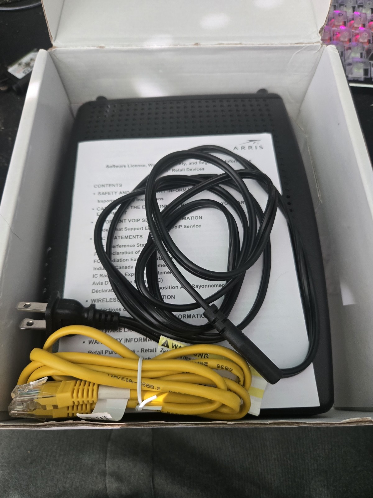 ARRIS SBV3202 Docsis 3.0 Voice Cable Modem – Black