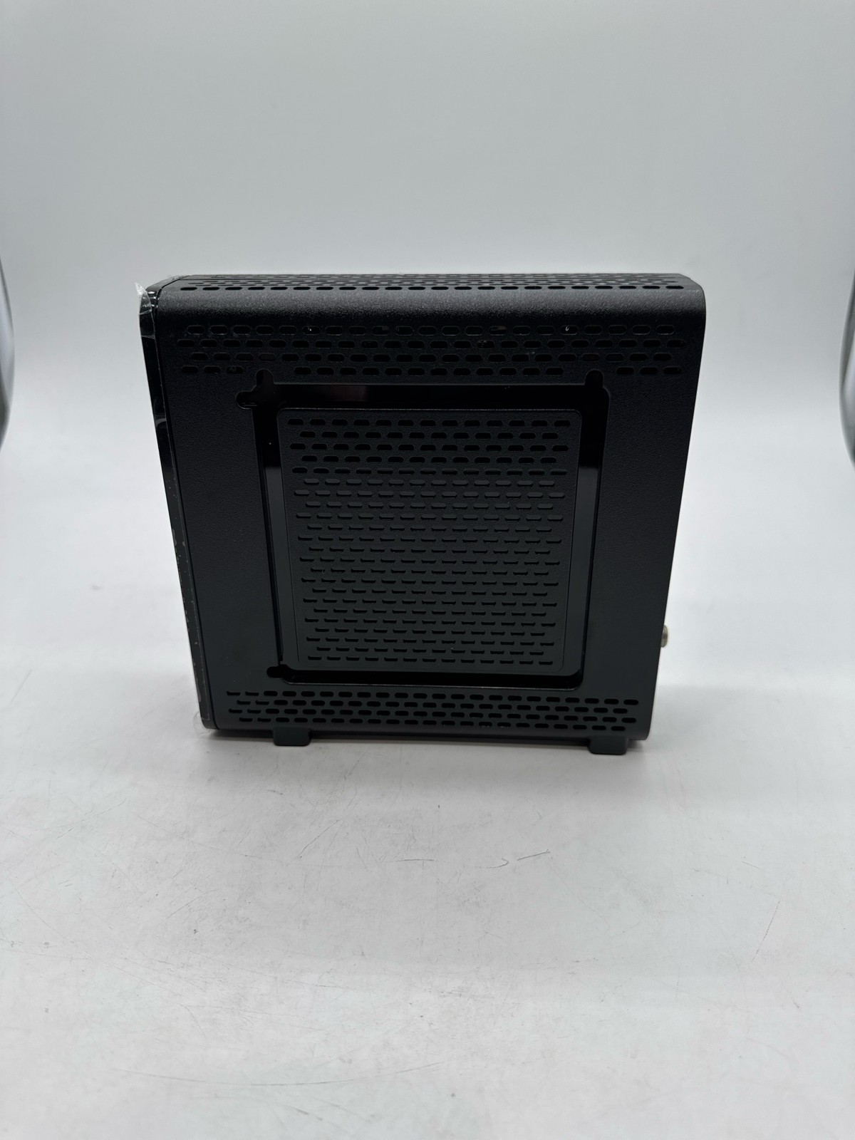 ARRIS SBG10 Cable Modem Router Combo DOCSIS 3.0 AC1600 Gigabit Black