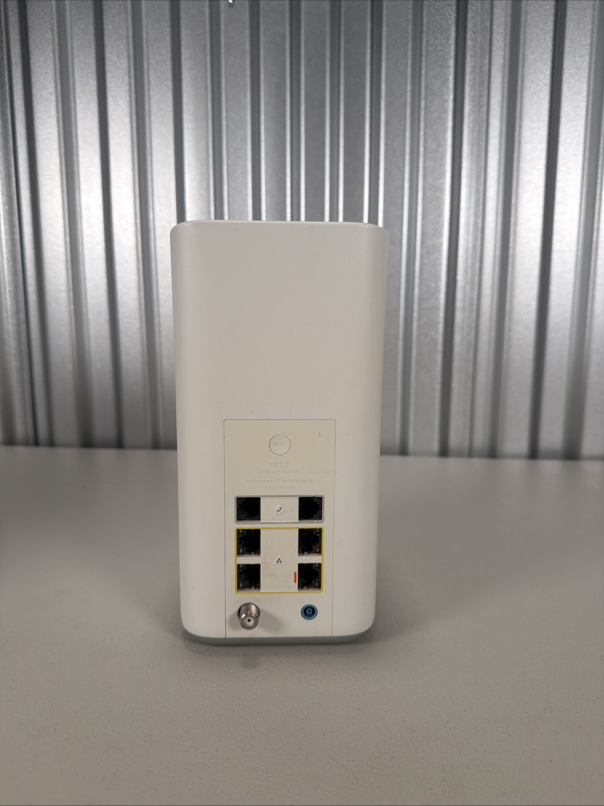 Comcast Xfinity XB7-T GIGABIT Modem WiFi Router No Power Cord – UNTESTED