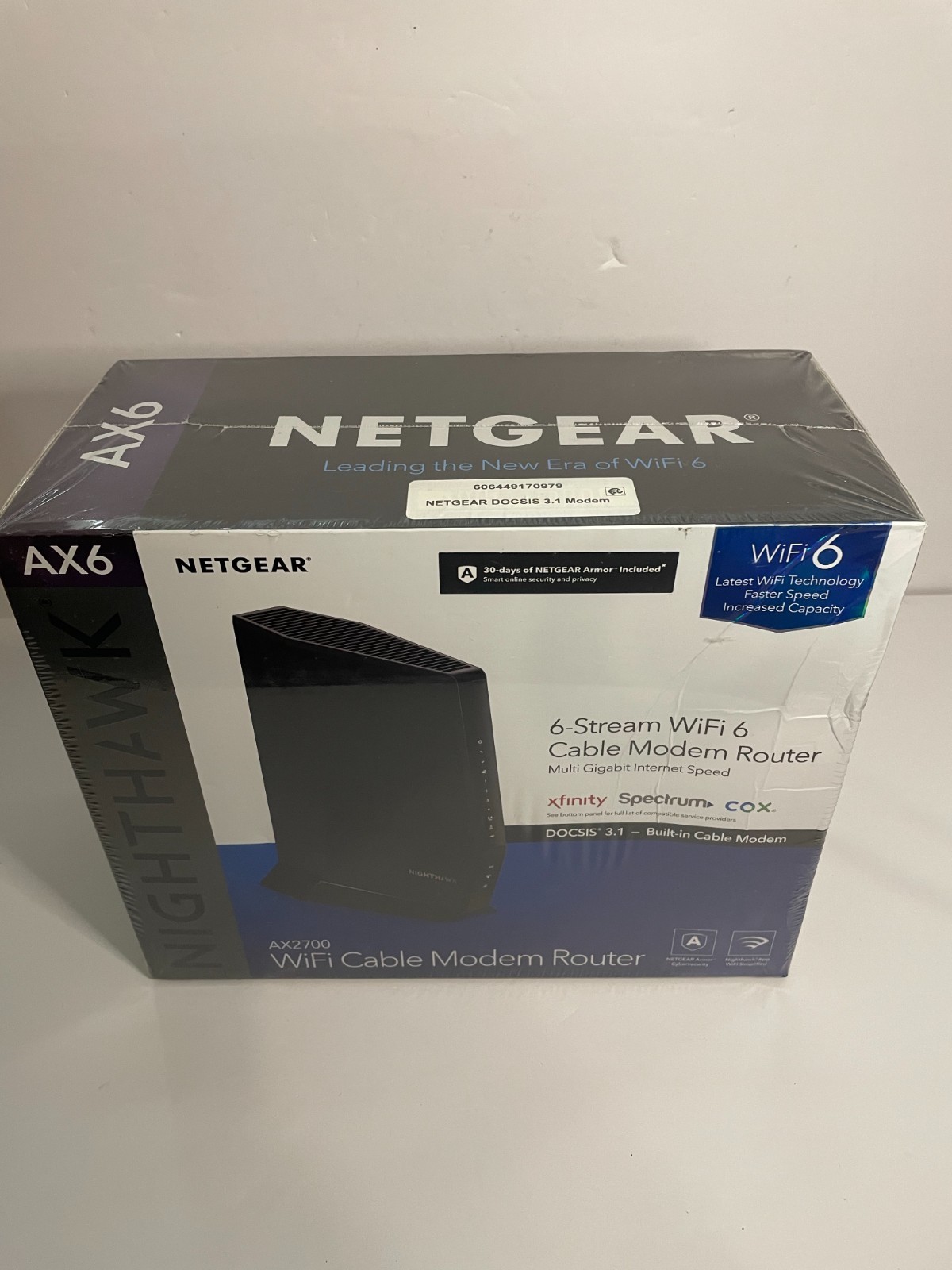 New NETGEAR Nighthawk Dual Band WiFi 6 AX2700 Cable Modem Router Damaged Box