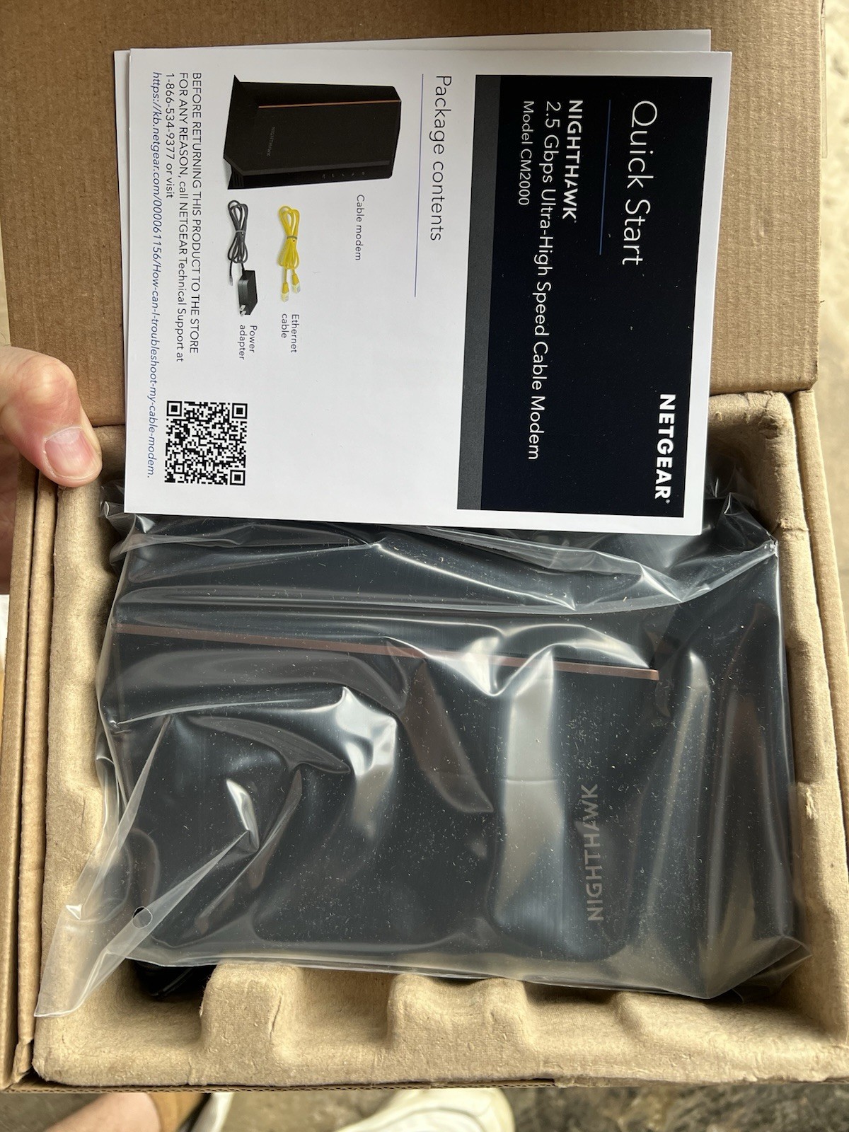 NETGEAR Nighthawk CM2000 DOCSIS 3.1 Mid/high-Split Cable Modem,Black-LN