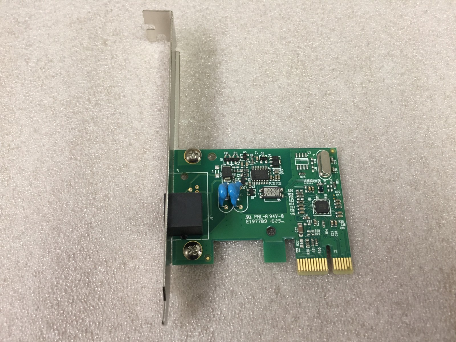 USRobotics USR5638 56K V.92 PCIe x1 Internal Faxmodem High Profile