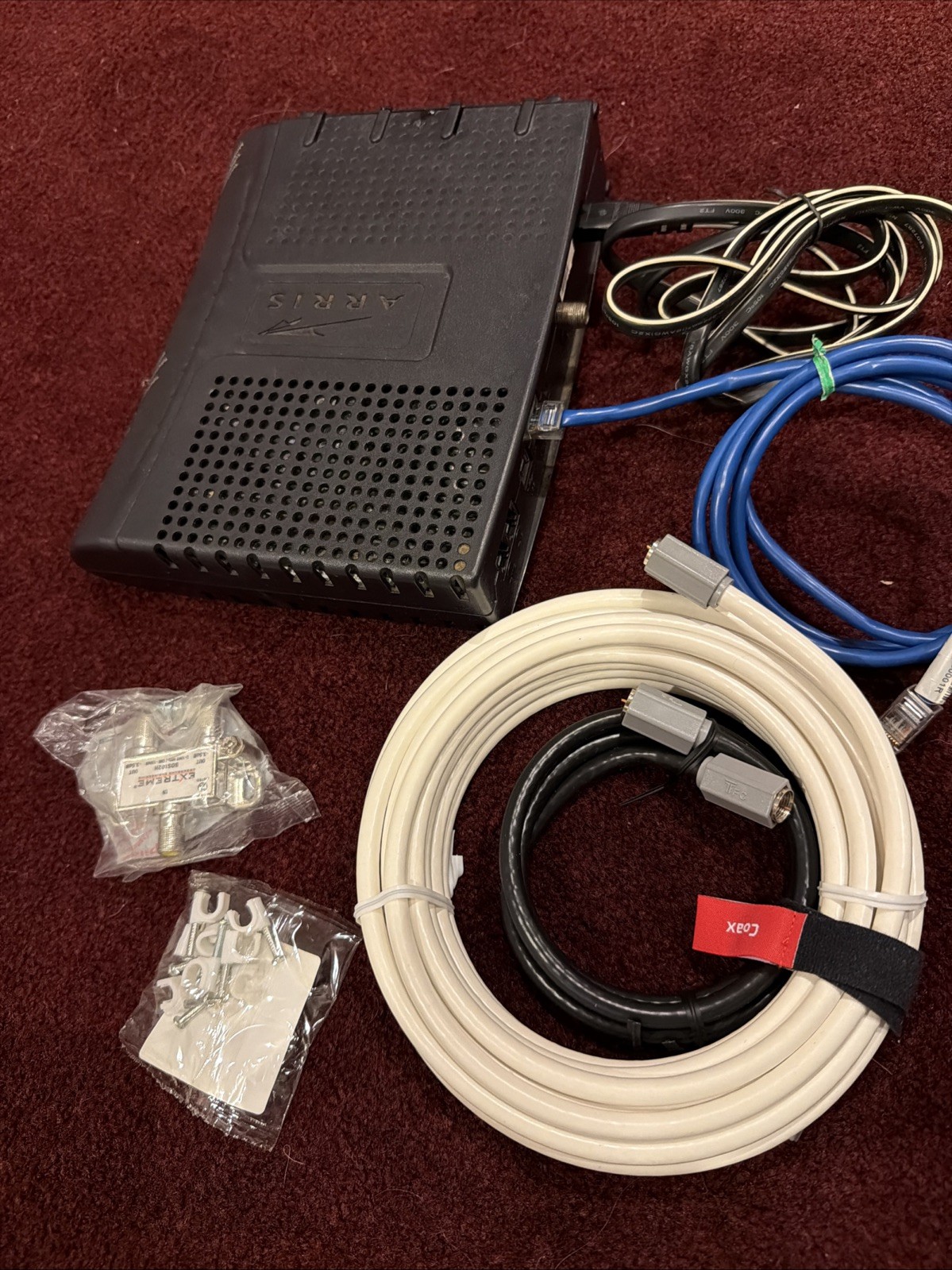 ARRIS Cable Modem Touchstone Telephony TM502G