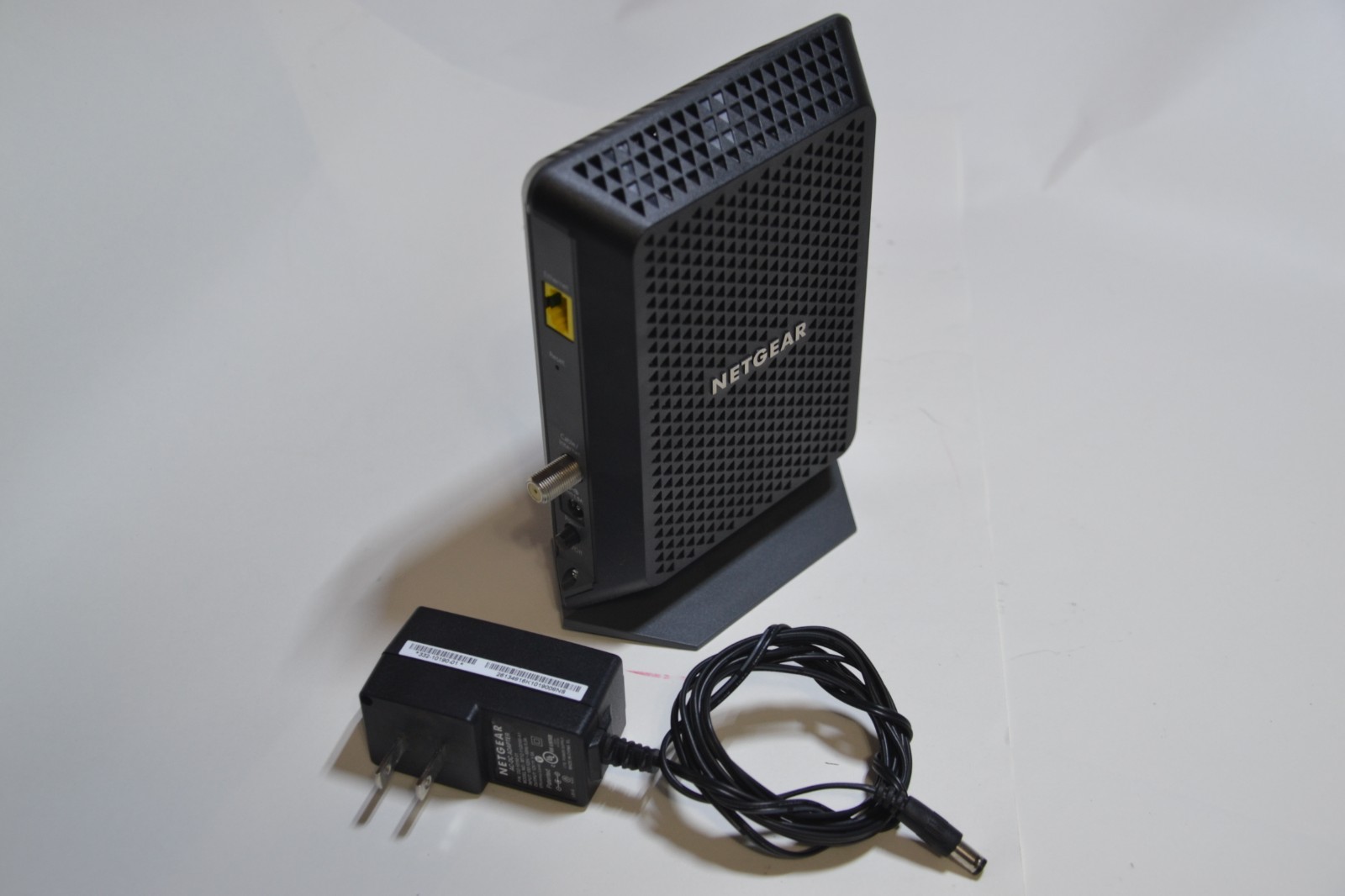 NETGEAR CM700 High Speed Cable Modem, 1.4Gbps, DOCSIS 3.0, CM700