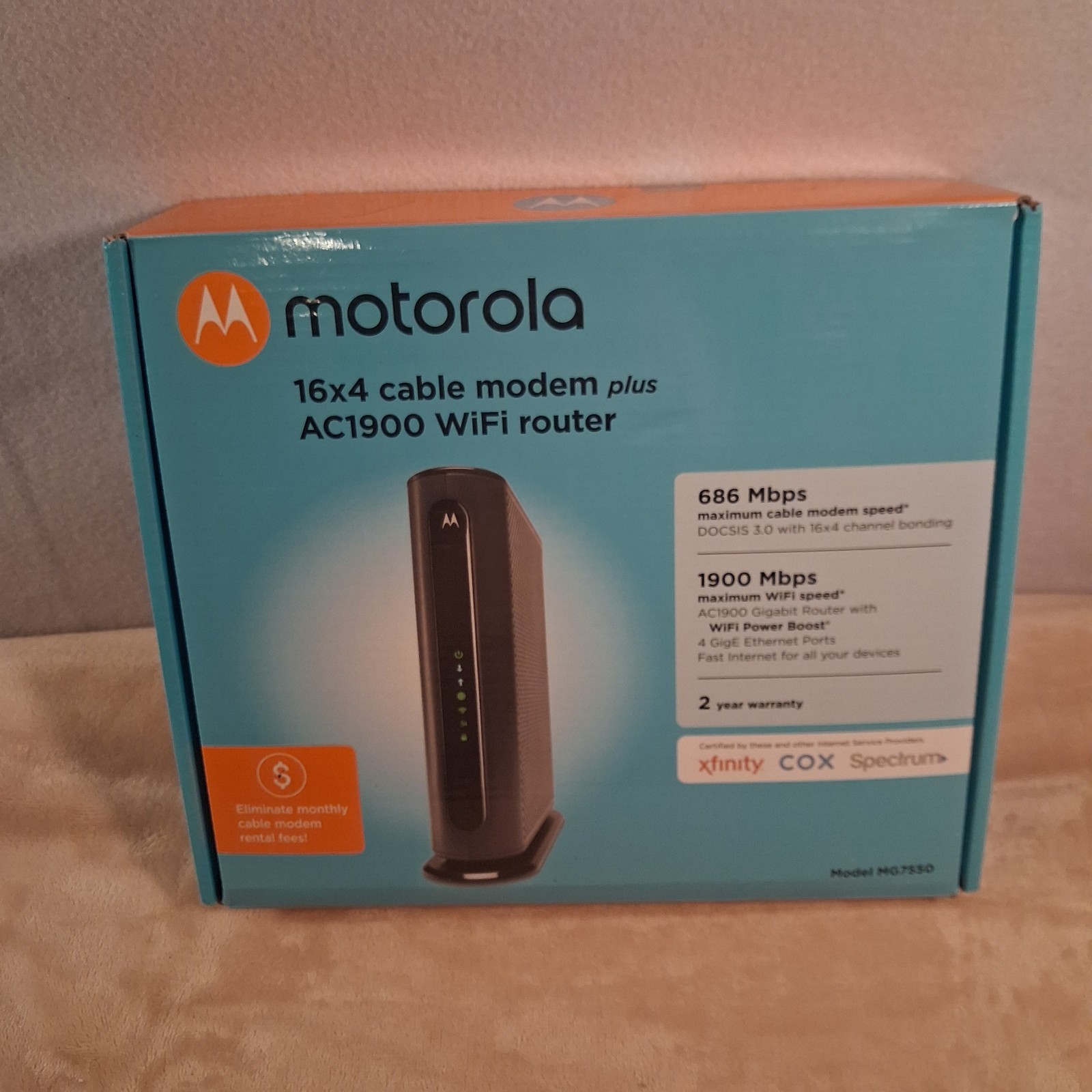 Motorola MG7550 16×4 DOCSIS 3.0 Cable Modem AC1900 Dual Band WiFi Router Combo