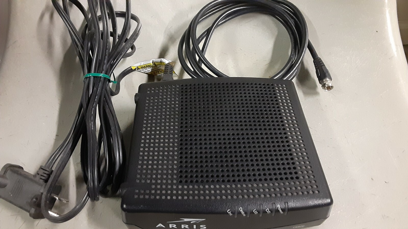 Gently Used ARRIS CM820A Ethernet Cable Router w/Power & Coax Cords