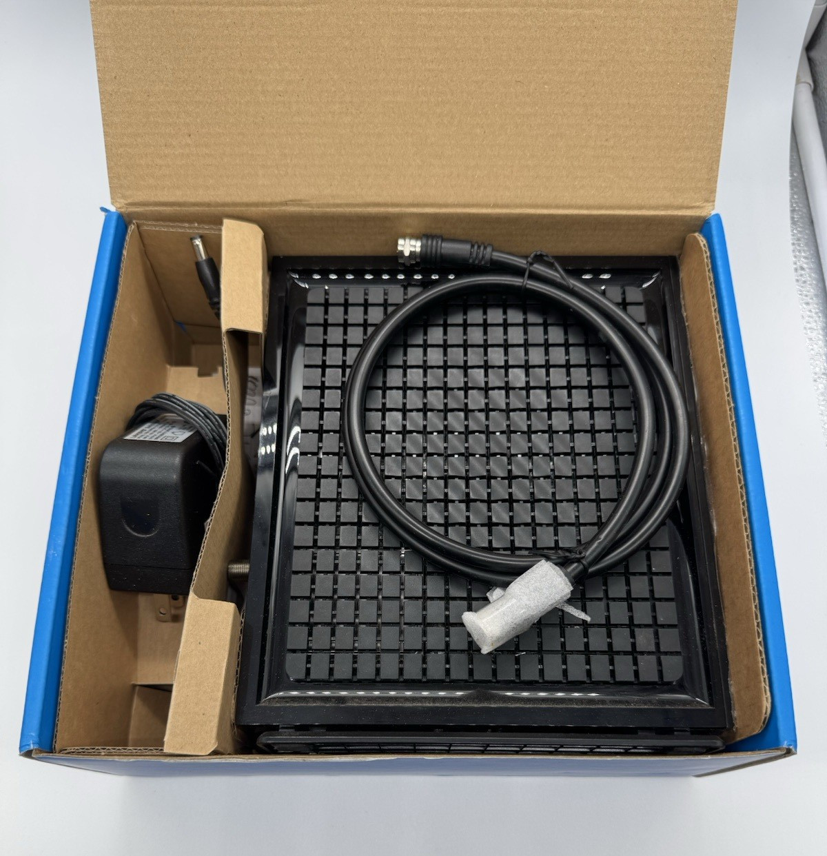 Linksys 24×8 CM3024 DOCSIS 3.0 Cable Modem 960Mbps Xfinity