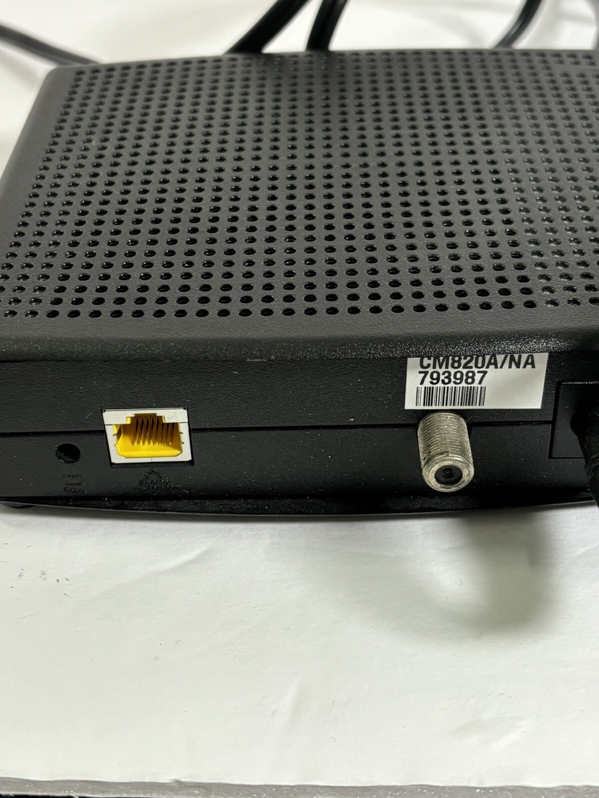 ARRIS CM820A Cable Internet Modem with Power Cord