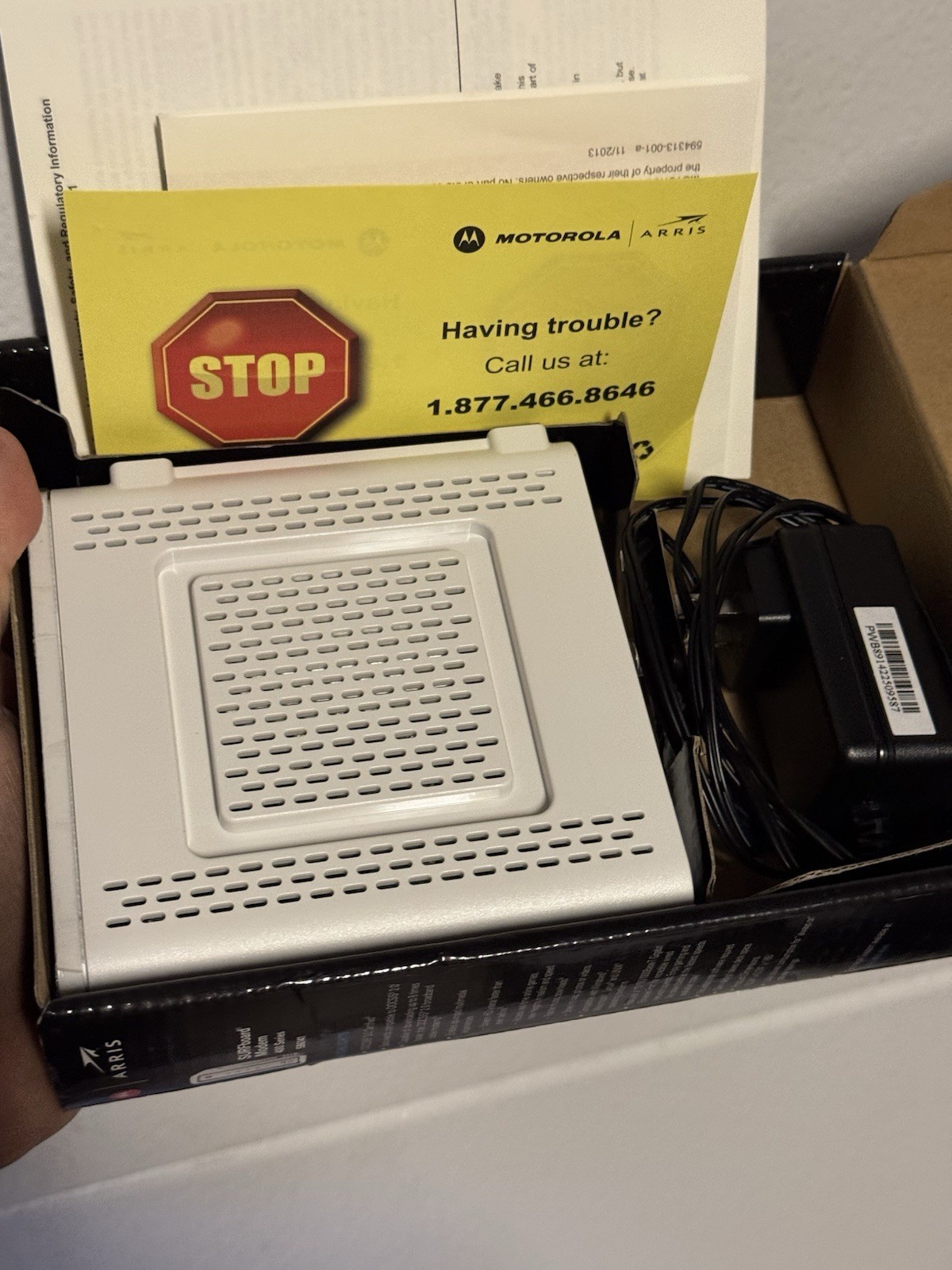 ARRIS / Motorola SurfBoard SB6141 DOCSIS 3.0 Cable Modem