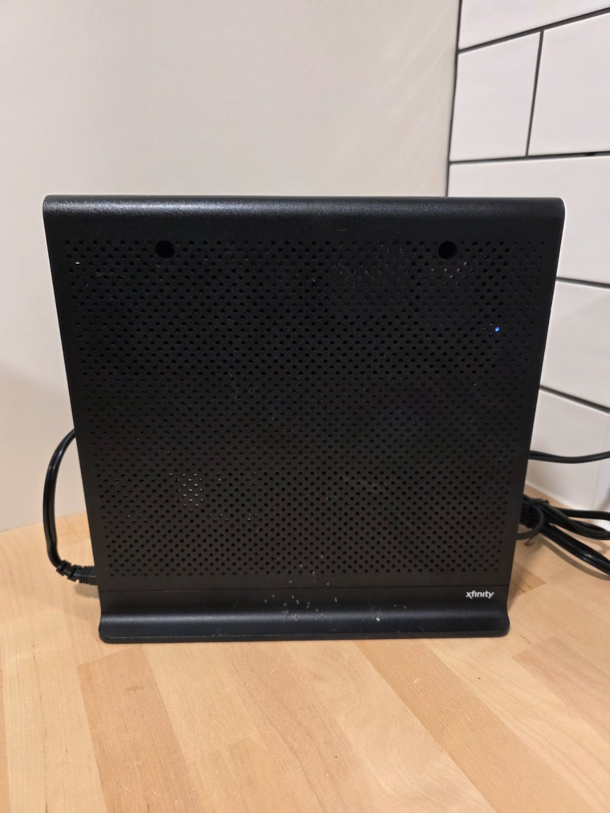 Xfinity Cisco DPC3941T XB3 DOCSIS 3.0 Dual-Band WiFi Voice Gateway