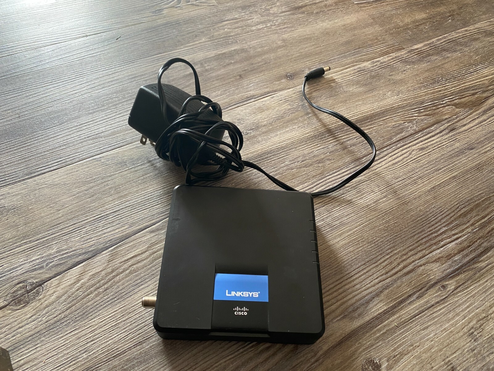 Linksys CM100 100 Mbps