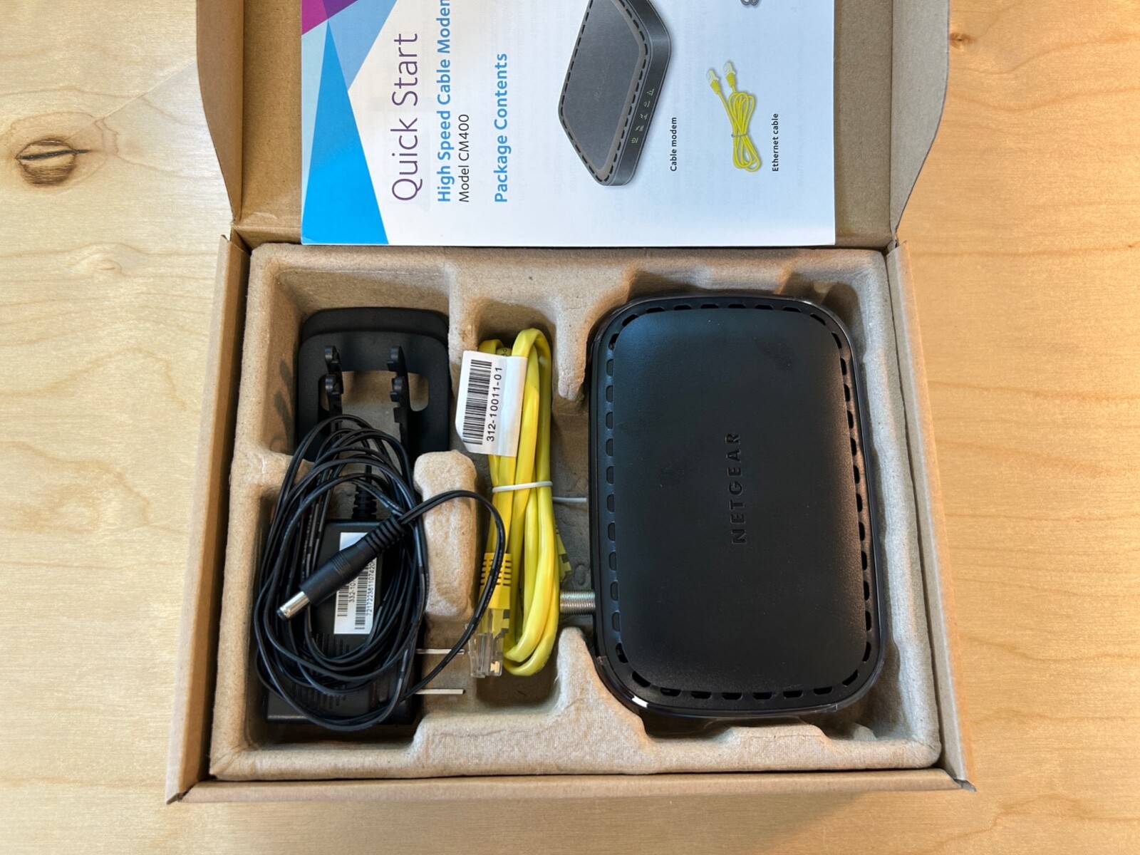Netgear Modem DOCSIS 3.0 (CM400-100NAS) 340 Mbps w/Box
