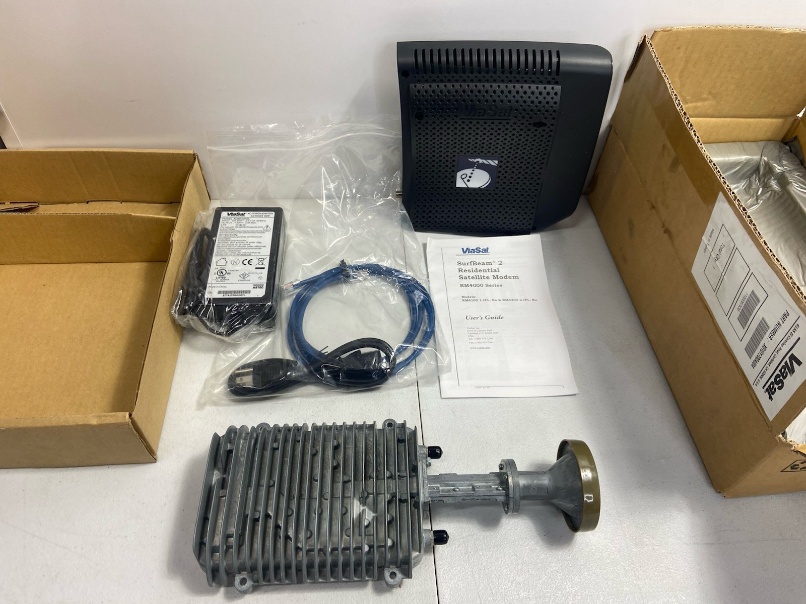 ViaSat RM4100 SurfBeam 2 Satellite Modem, Radio, Power Supply