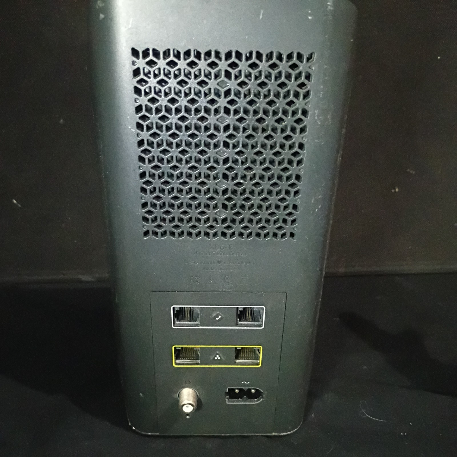 Xfinity XB6-T CGM4140COM Cable Modem/WiFi Router No Power Cord! For PARTS/REPAIR