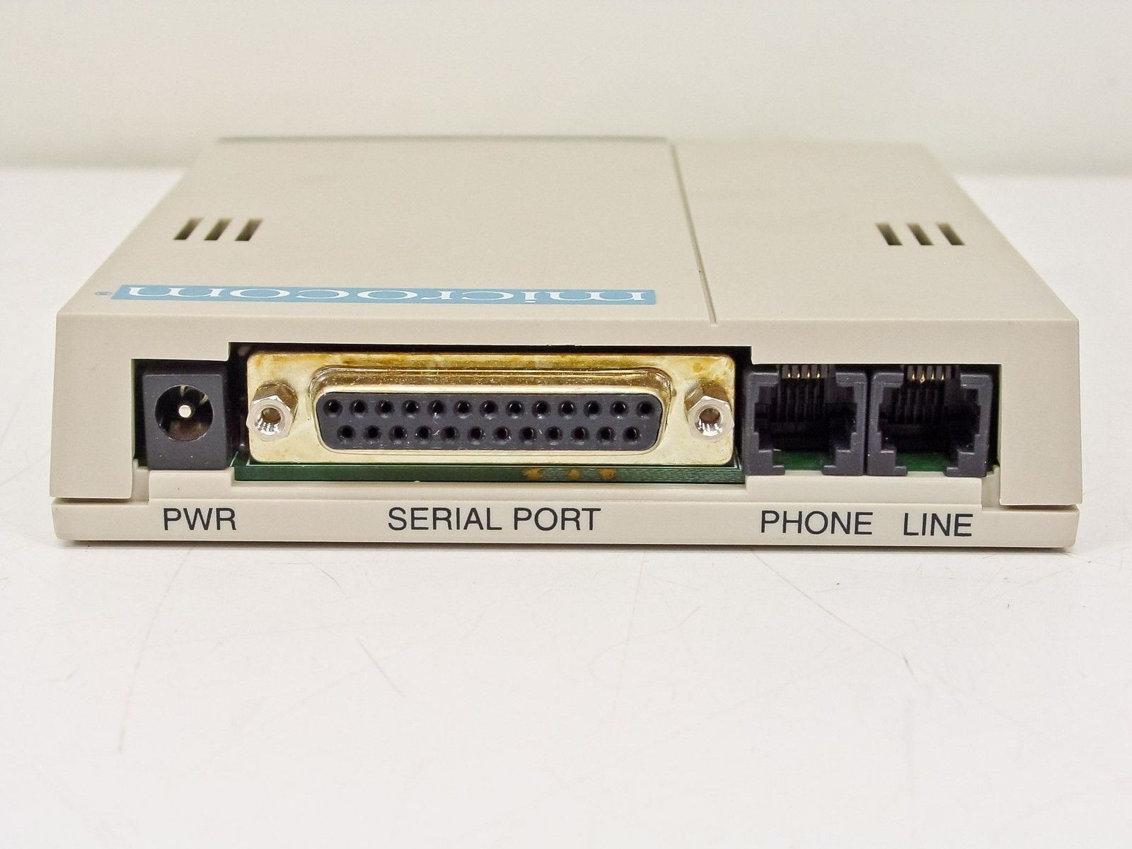 Microcom DeskPorte 14.4S 14,400 bps Data/Fax Modem 103603006A