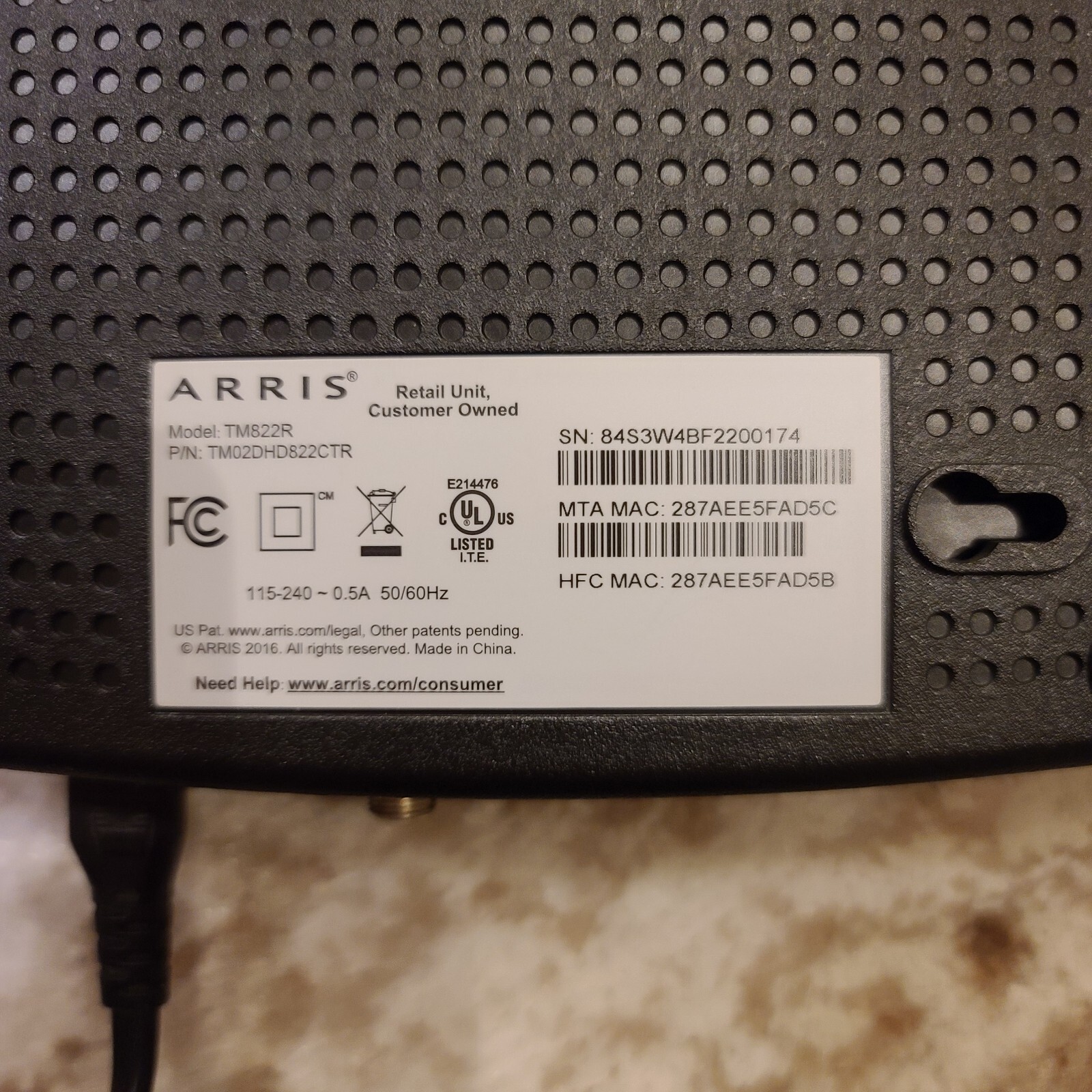 Arris SURFboard TM822R Internet Voice Cable Modem