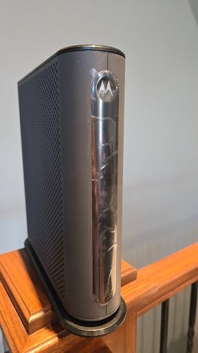 Motorola MG8702 DOCSIS 3.1 Cable Modem with Gigabit Router