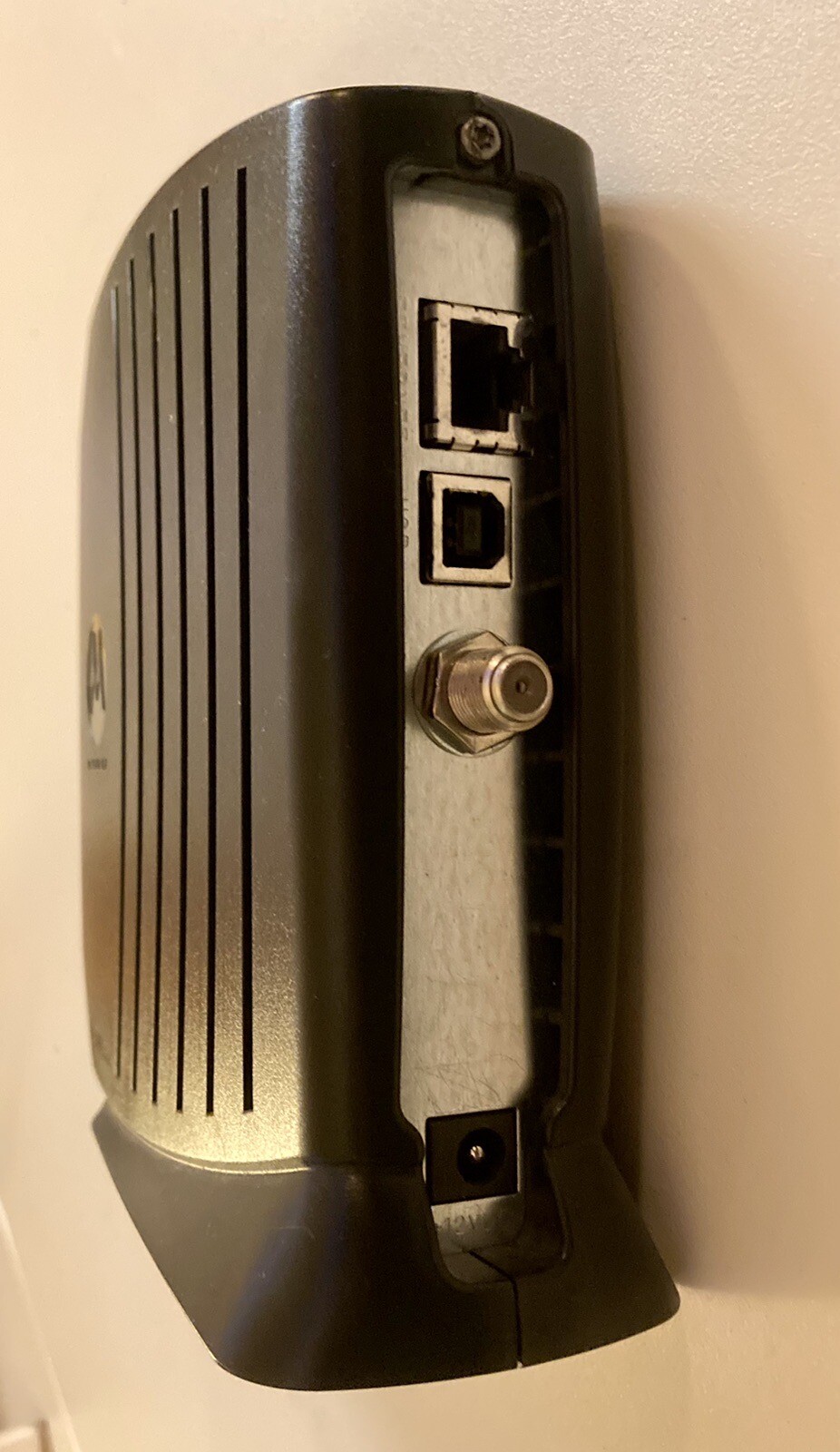 2001 Motorola SURFboard Cable Modem SB5100 DOCSIS 2.0 (40 Mbps Down, 30 Mbps Up)