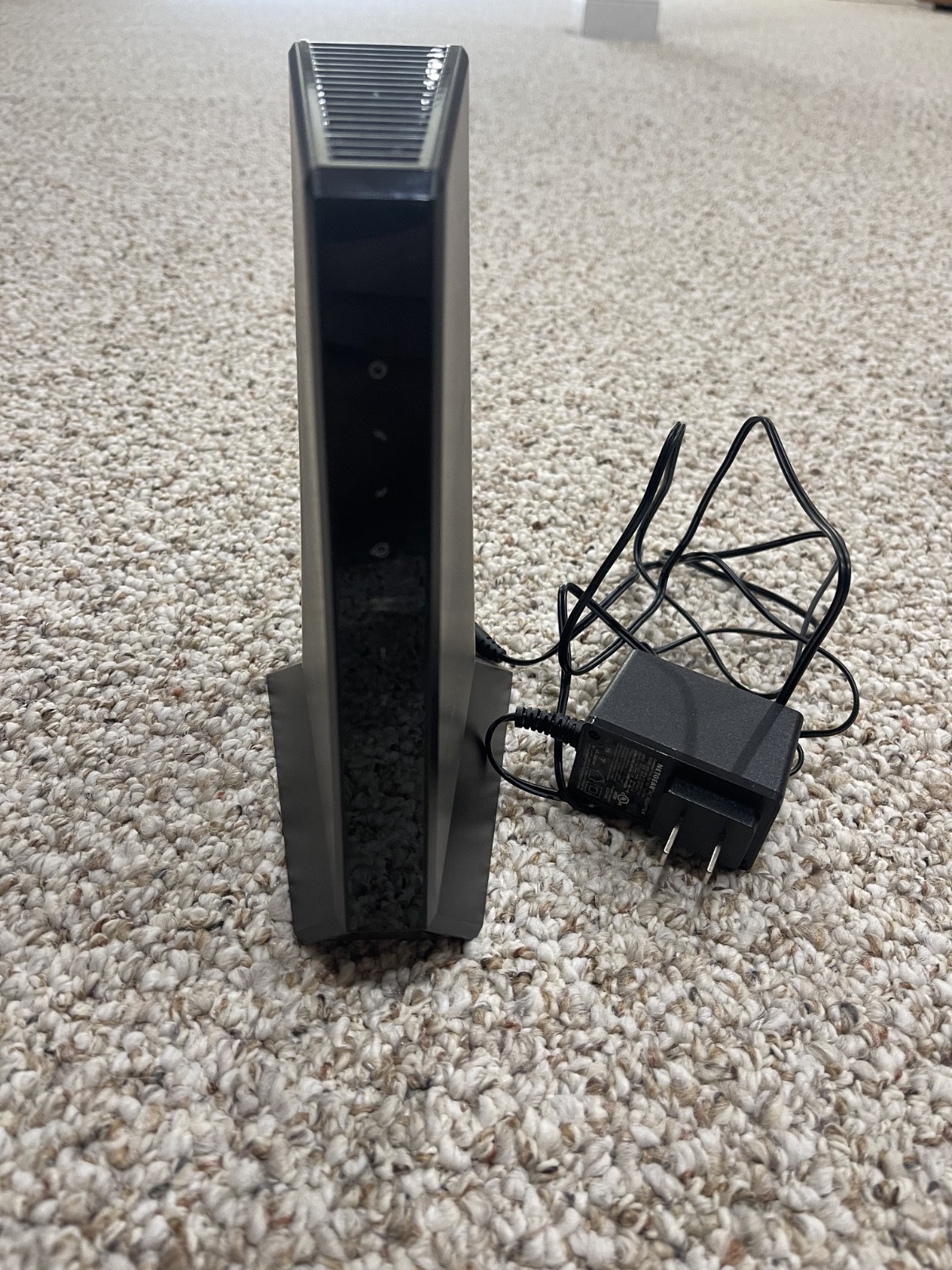 NETGEAR Nighthawk Dual-Band AX6000 Wi-Fi 6 Cable Modem Router