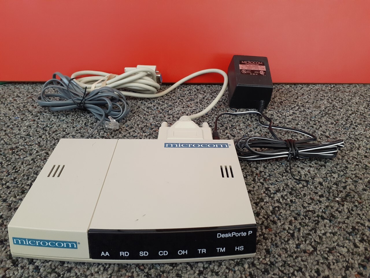 “Vintage” Microcom DeskPorte 28.8P Modem W/ AC Adapter, ECT.