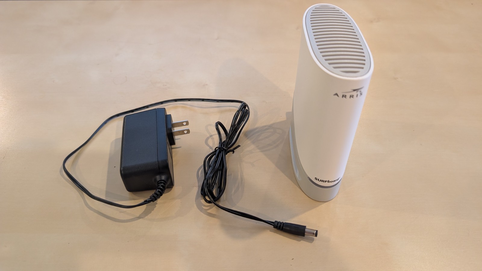 Arris Surfboard DOCSIS 3.1 3.5 Gbps Cable Modem (S33-RB)