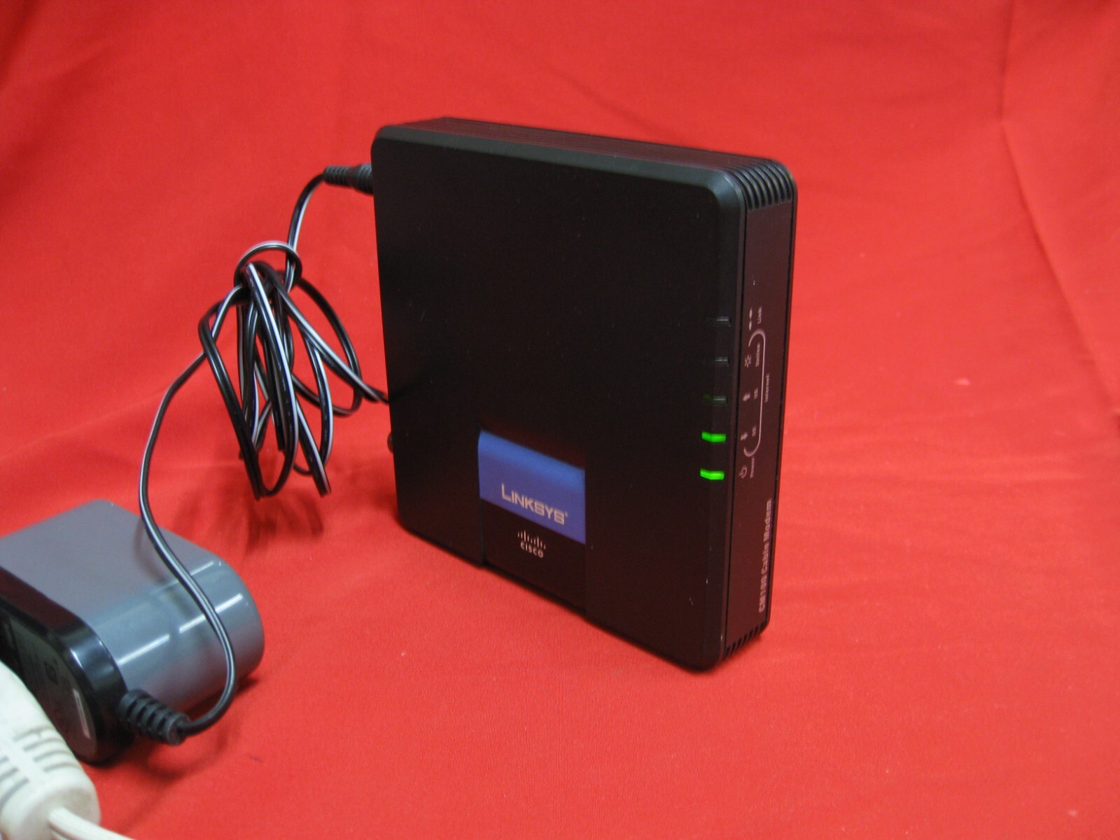 Linksys Cable Modem With USB And ETHERNET Connections Model CM100