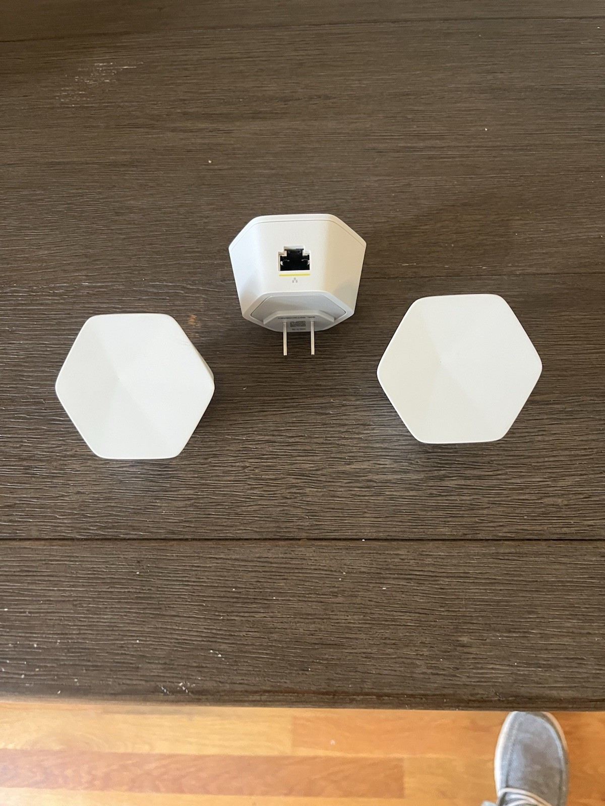 Xfinity xFi Pods WiFi Network Range Extender 1st Generation XE1-S (Set Of 3)