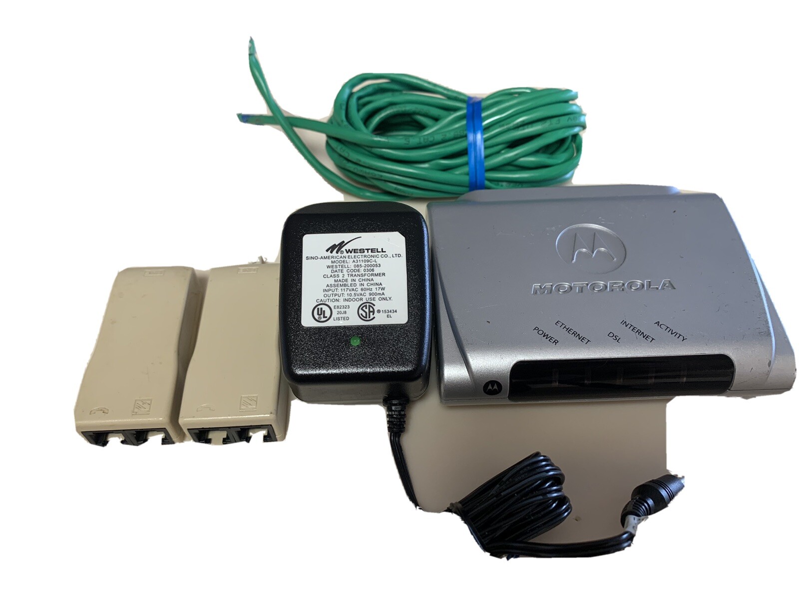 Motorola DSL Ethernet Modem Model 2210-02-1006 with power cord and cables Miami