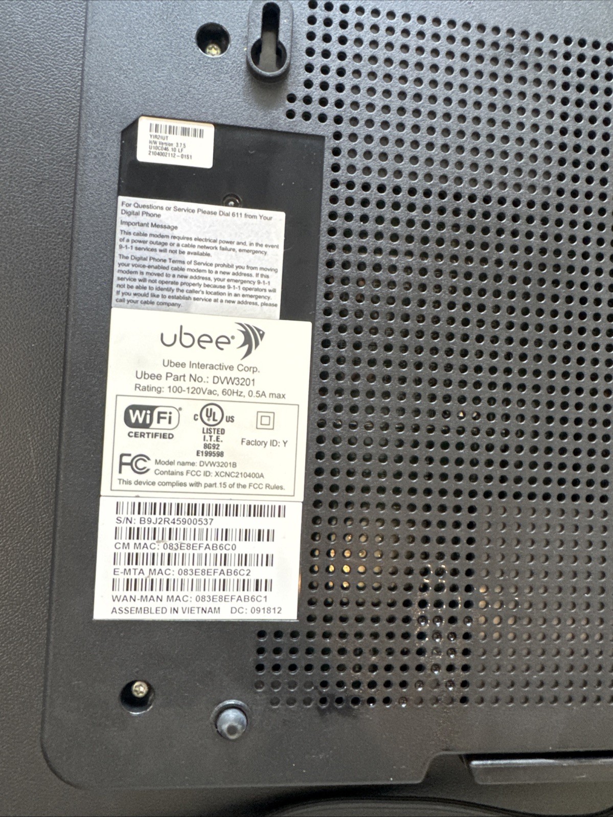 Ubee DVW3201B Wireless Cable Modem Comes With Power Cord