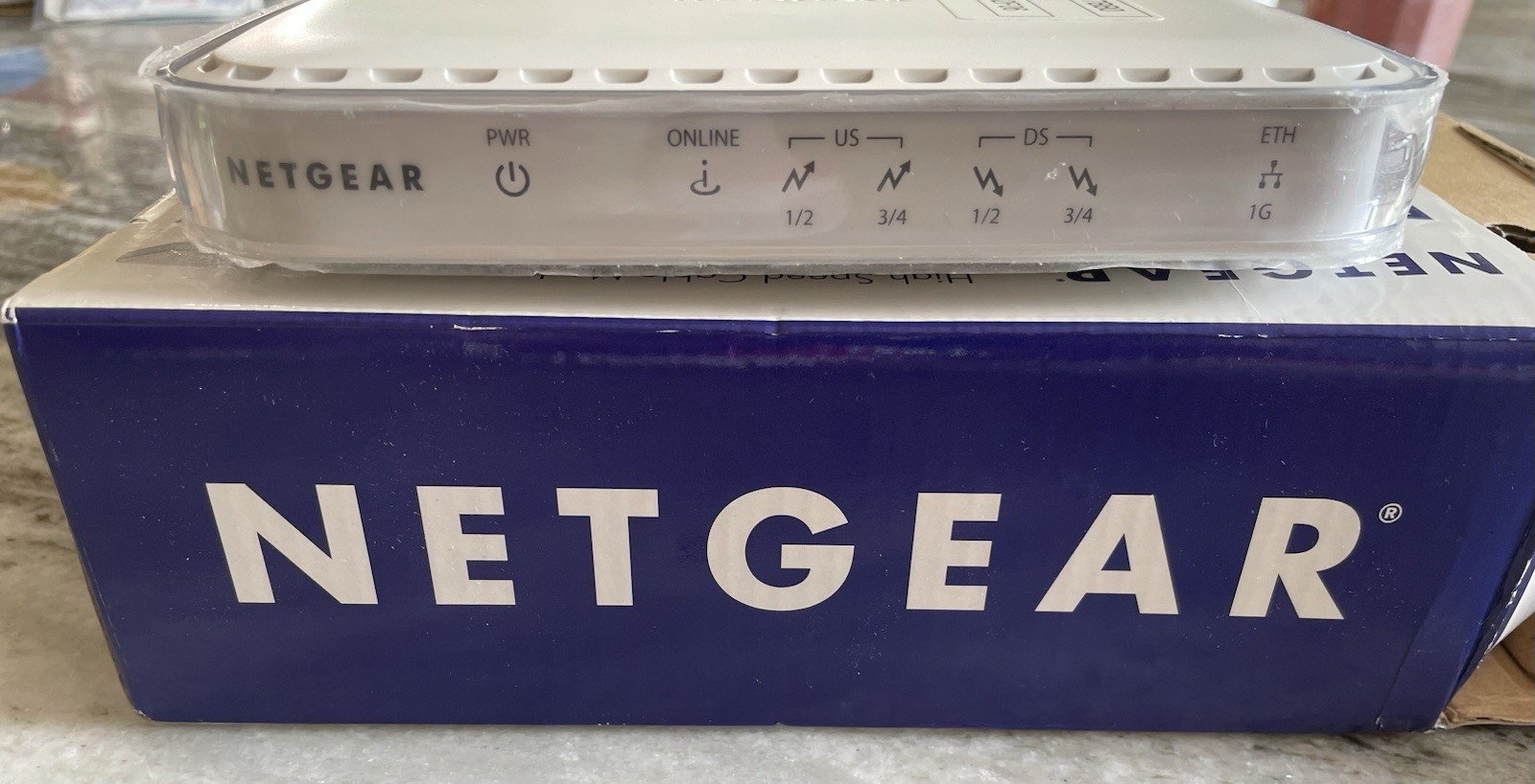 Modem Lot – Arris Surfboard 6183 and 6121 Motorola 2210-02, Netgear CMD31T