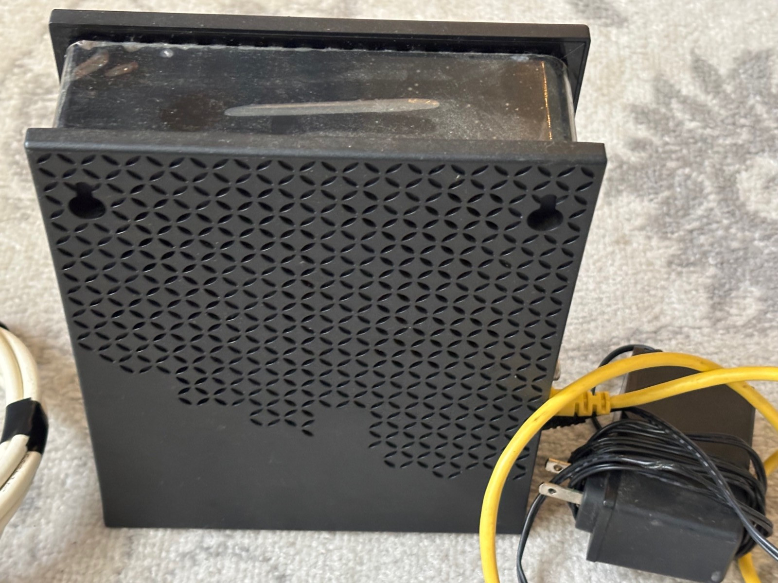 Spectrum 3.1 eMTA Docsis 3.1 Advanced Voice Modem (ES2251) – Adapter & Cords