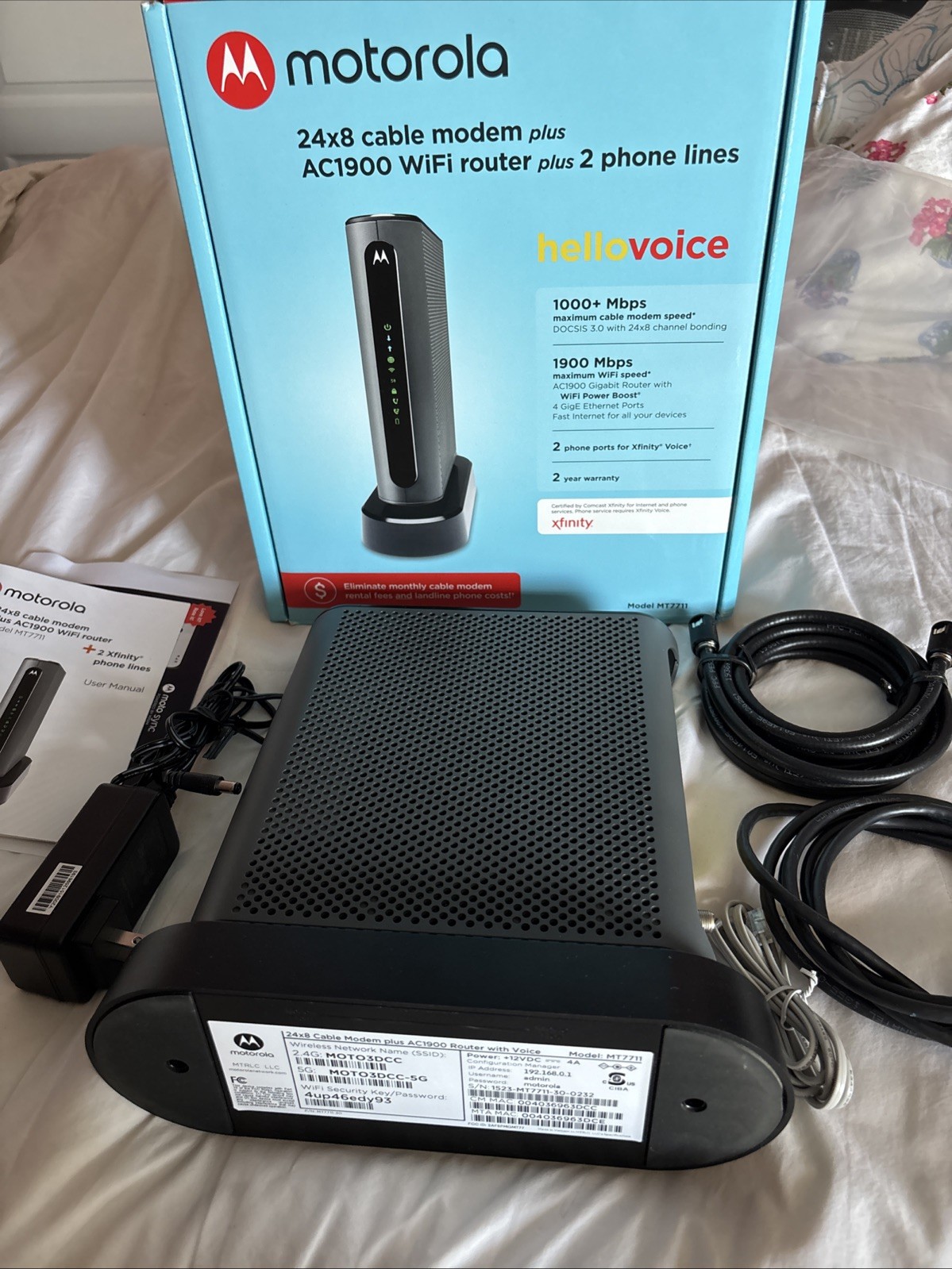 Motorola MT7711 24X8 Cable Modem and AC1900 Dual Band Wi-Fi Gigabit Router