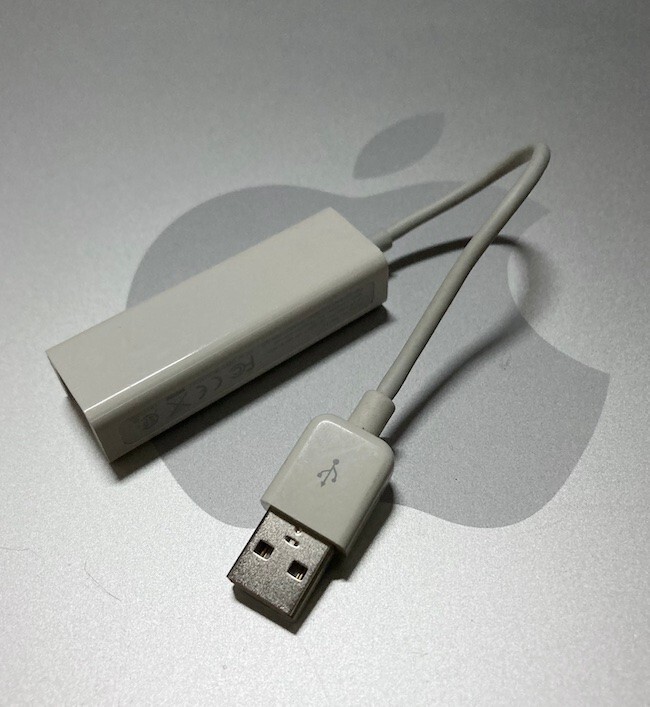 Genuine Apple USB External Dial-up v.92 56kbps Fax Modem MA034Z/A