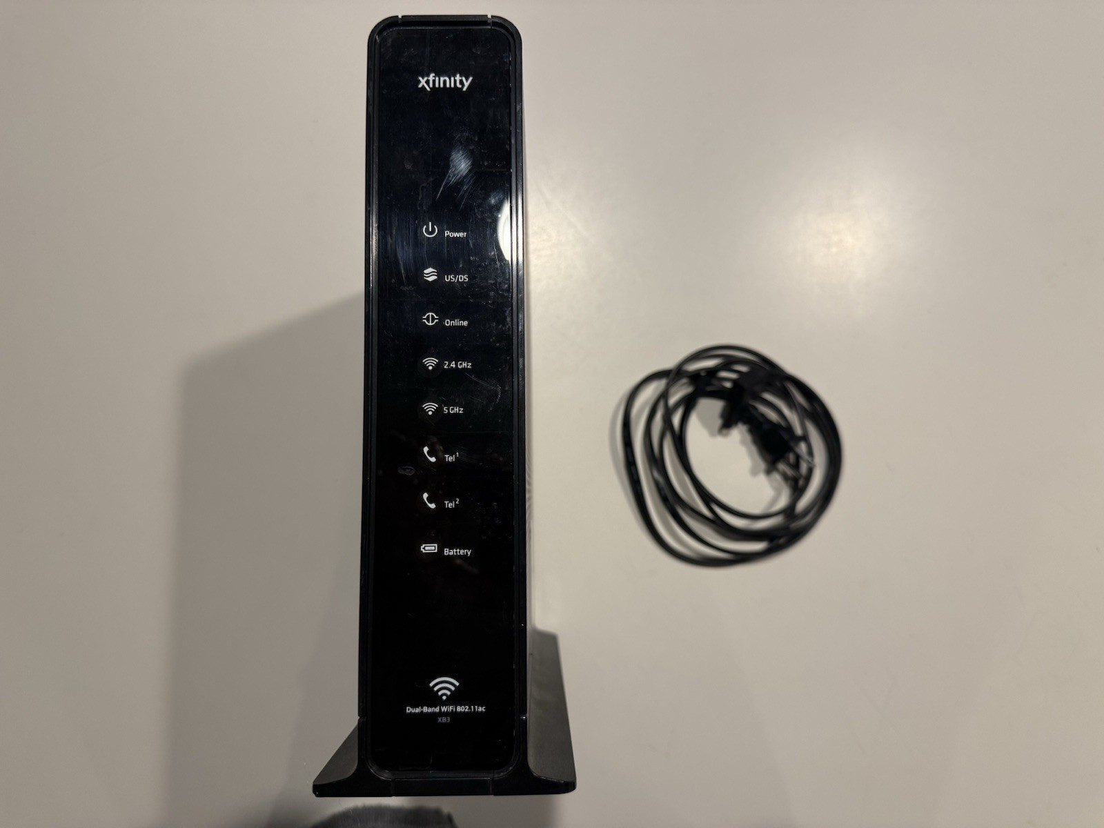 Arris Panoramic TG1682G Dual Band 2.4GHz 5GHz Wireless WiFi Router Cable Modem