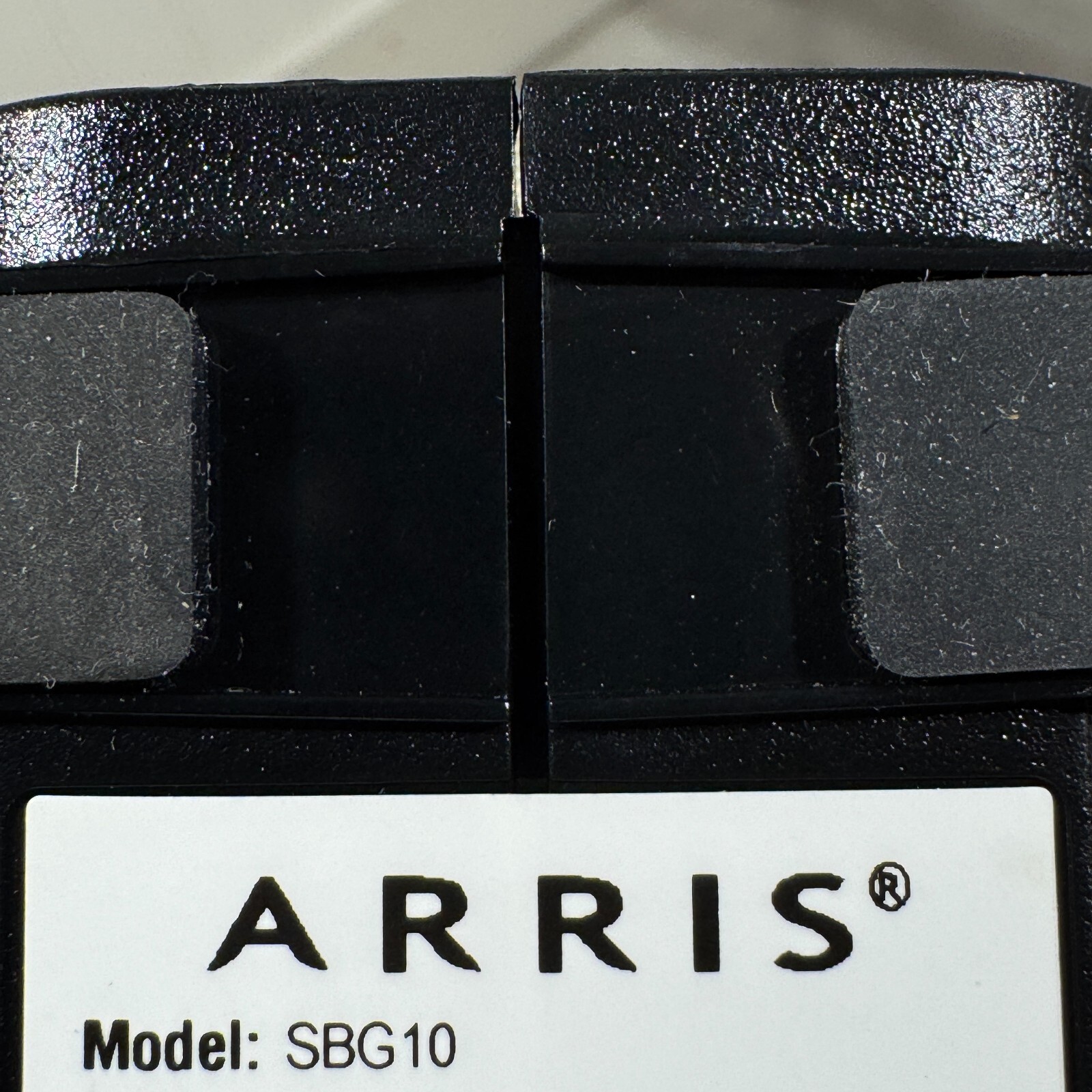 ARRIS SBG10 SURFboard AC1600 Dual-Band Cable Modem Router – Black