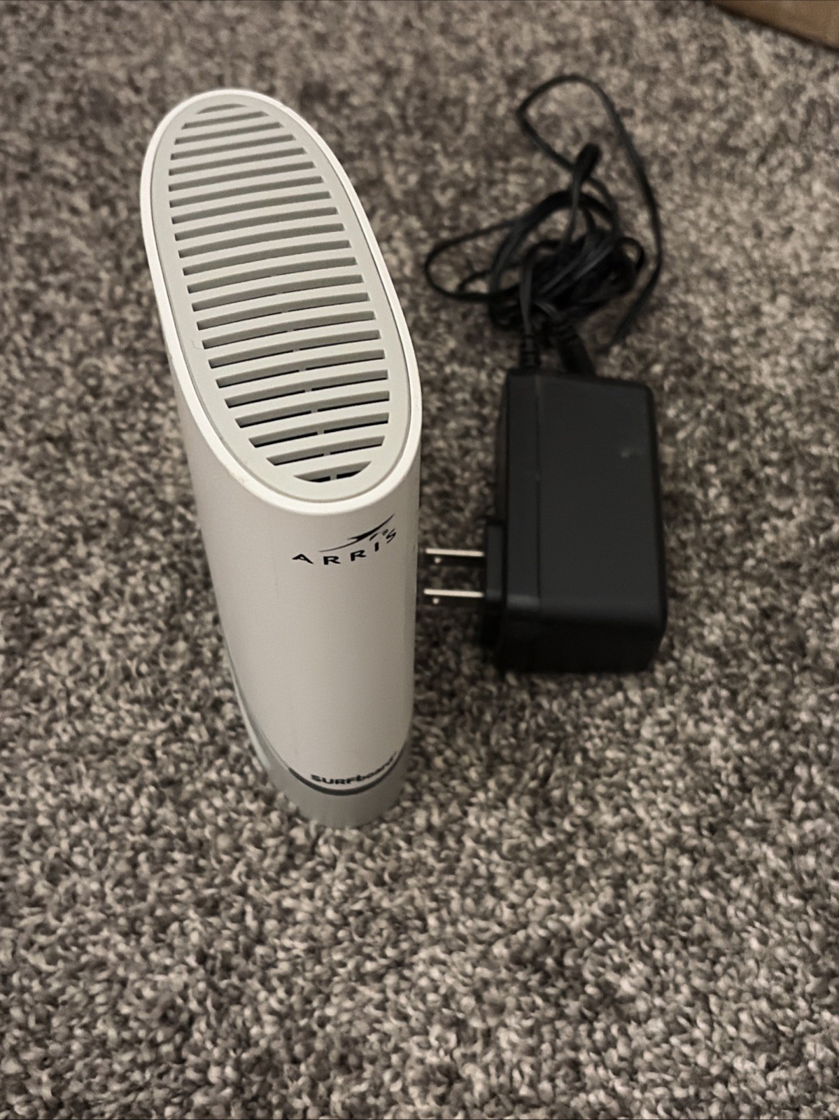 ARRIS SURFboard S33 DOCSIS 3.1 Cable Modem 10 Gbps Multi-Gigabit