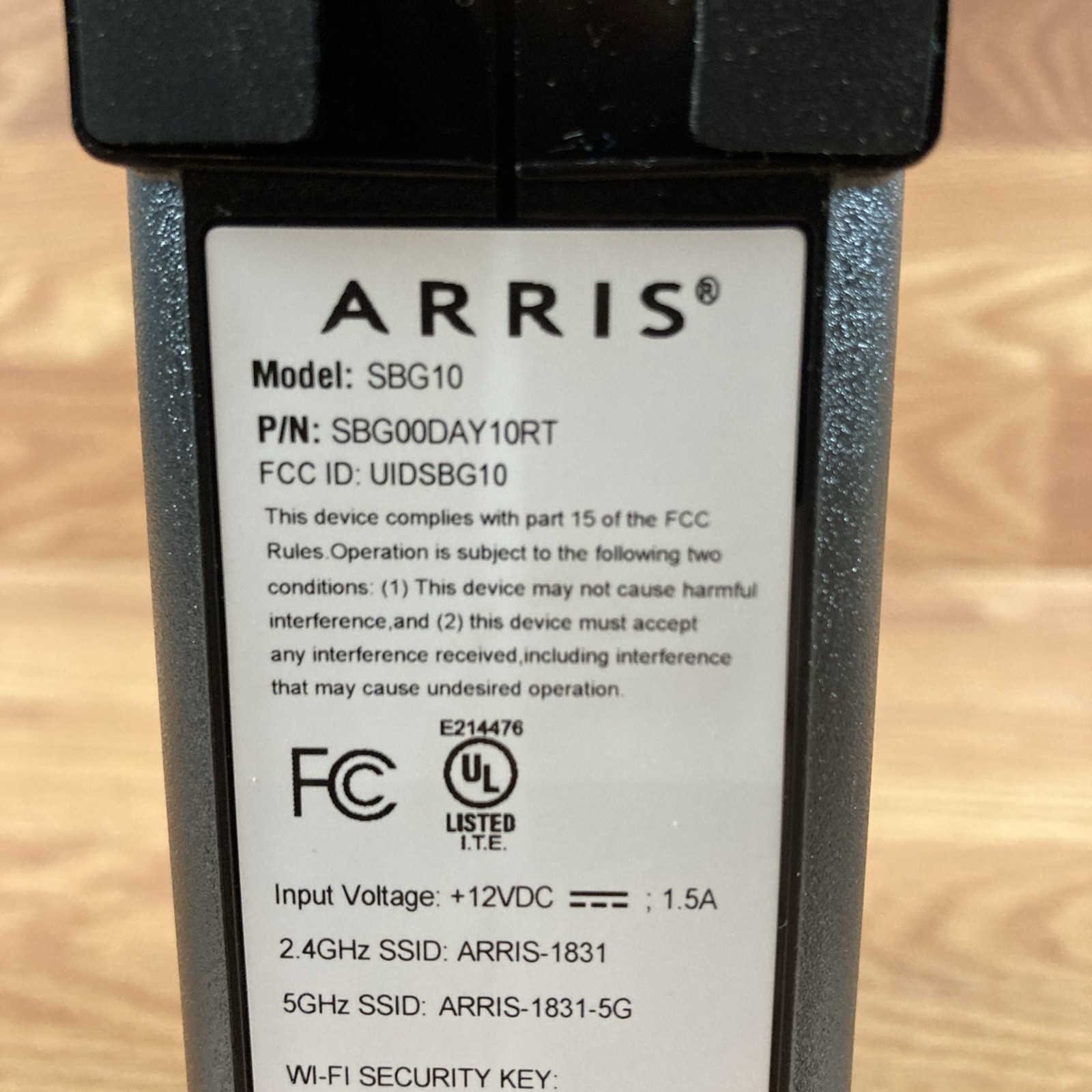 ARRIS SURFboard SBG10 DOCSIS 3.0 Cable Modem & AC1600 Dual Band Wi-Fi Router