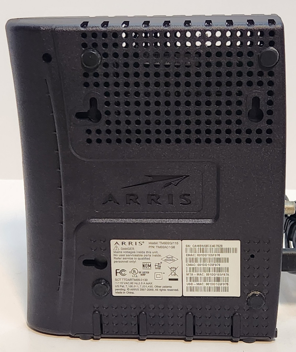 ARRIS TM602G/115 Touchstone Telephony Modem w/ Power Cord, Turns on