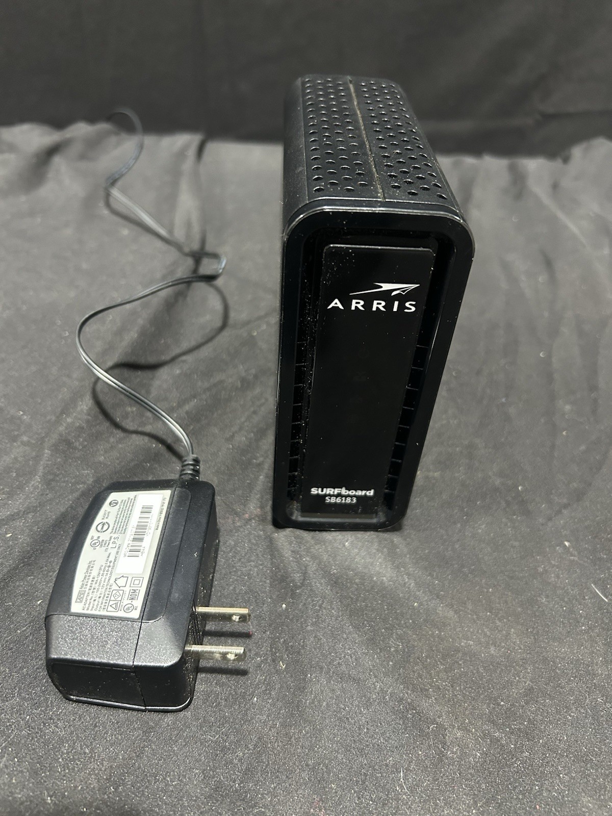 ARRIS Surfboard SB6183 DOCSIS 3.0 Cable Modem Black