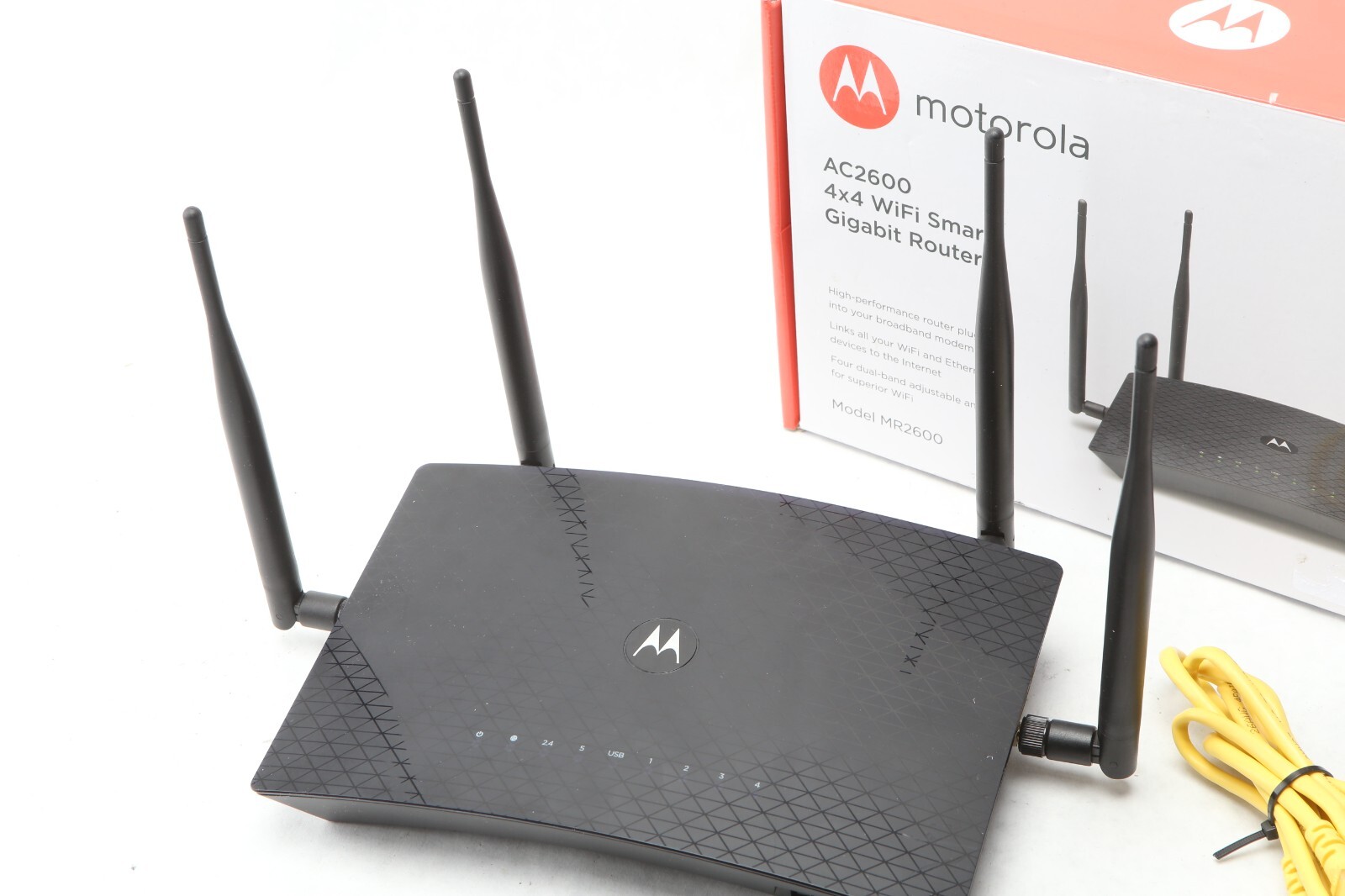 MOTOROLA AC2600 4×4 WiFi Smart Gigabit Router Extended Range Model MR2600 O23