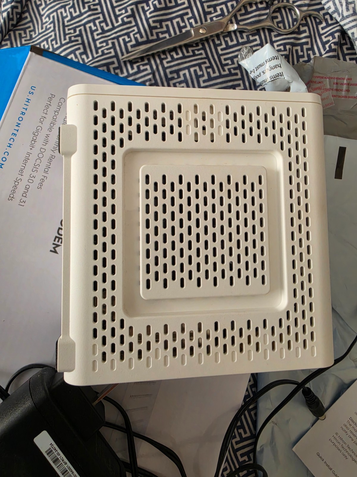 Modem ARRIS SURFboard SB8200 DOCSIS 3.1 10 Gbps Cable Modem only
