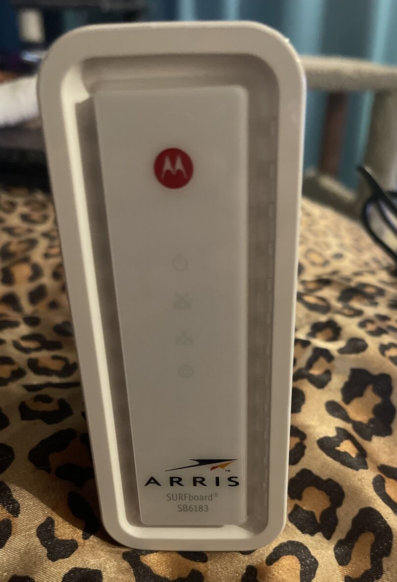 Arris SURFboard SB6183 DOCSIS 3.0 Cable Modem