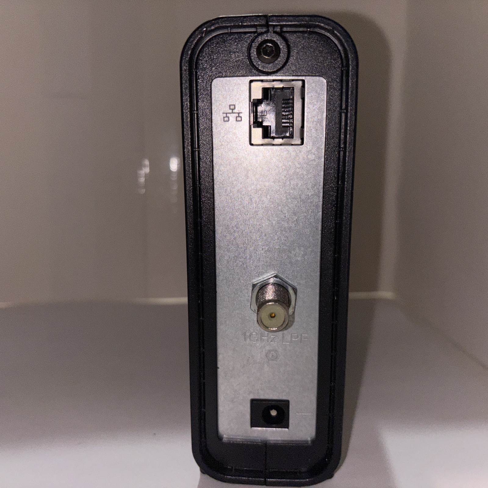 Motorola SURFboard (SB6141) 300 Mbps Modem