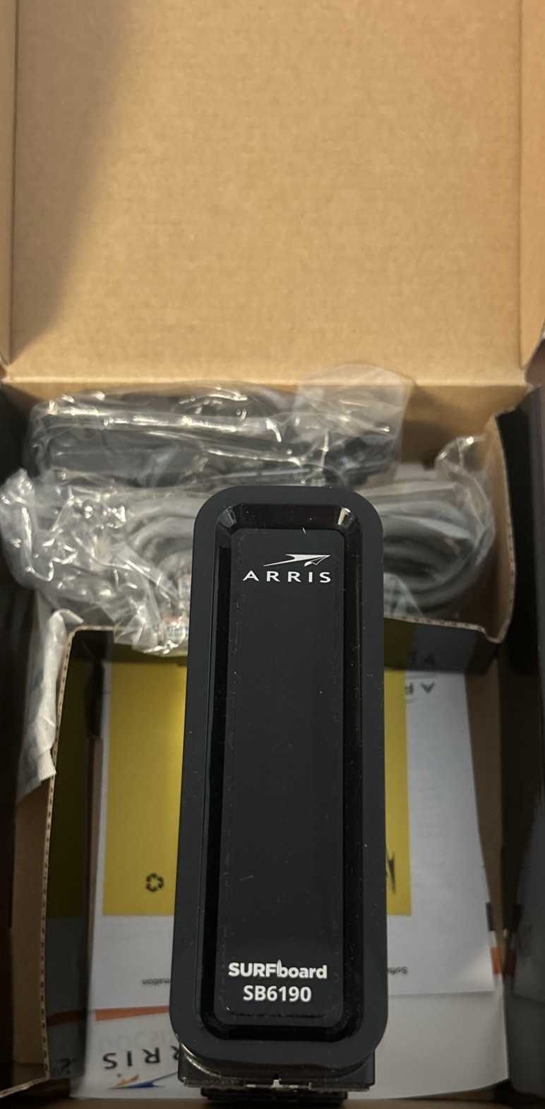 ARRIS SURFboard DOCSIS 3.0 Cable Modem – SB6190 Black – UVG