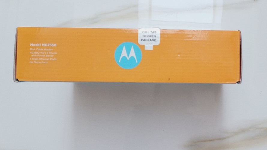 Motorola MG7550 16×4 High Speed ​​Cable Modem Plus AC1900 WiFi Router